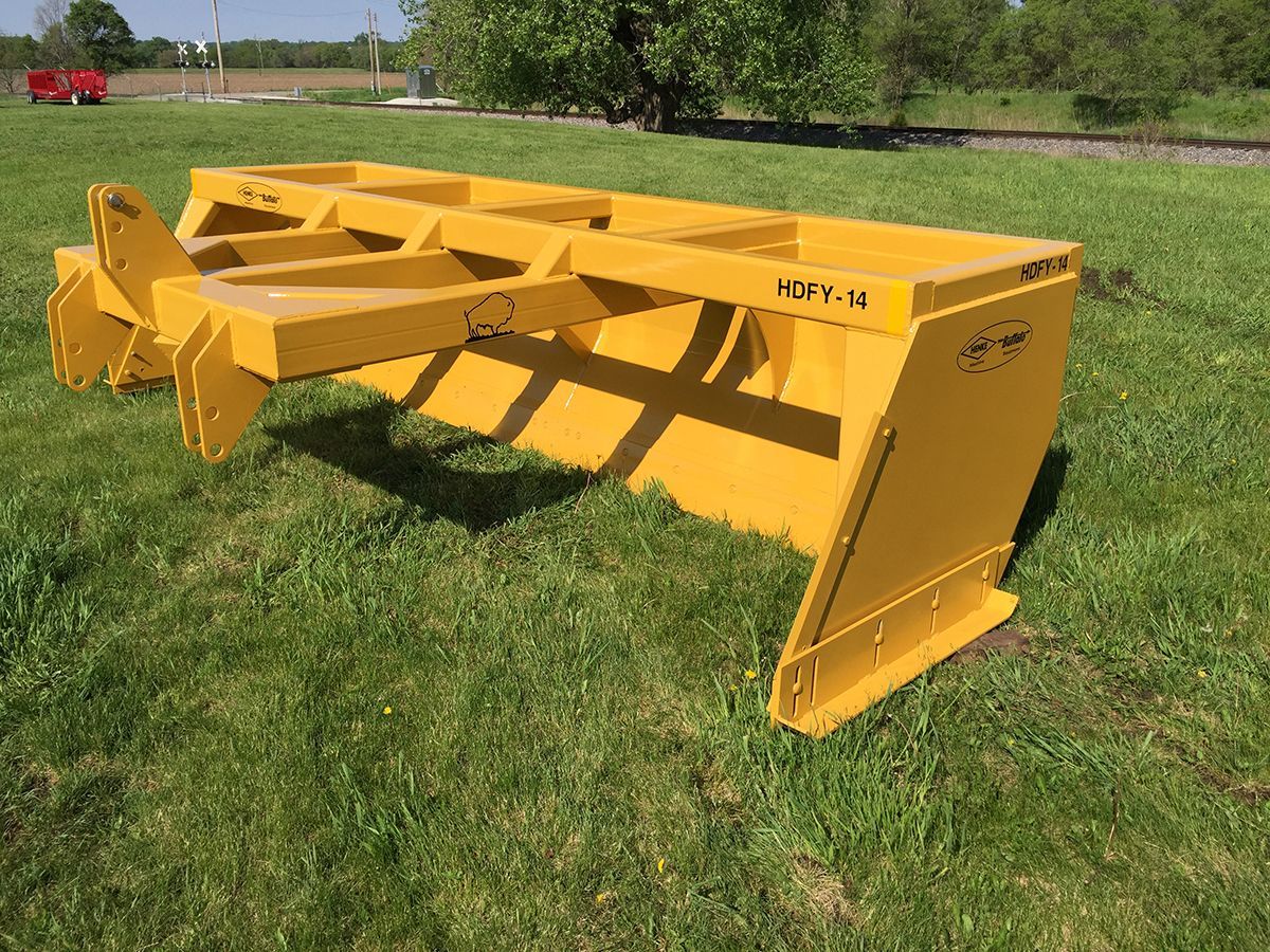 Henke Buffalo 14′ Heavy Duty Feedyard 3-Point Scraper w:Skids_4657