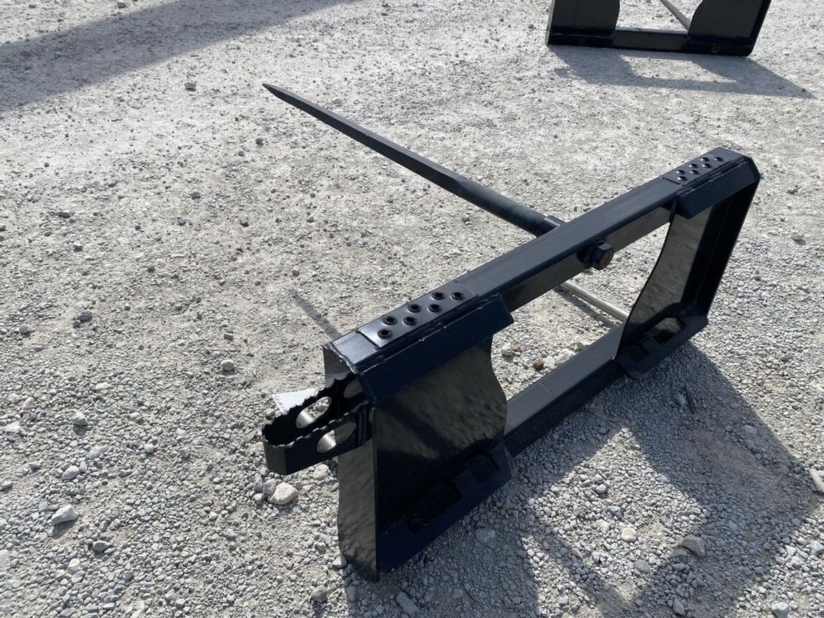 DH HS1 Bale Spear_004