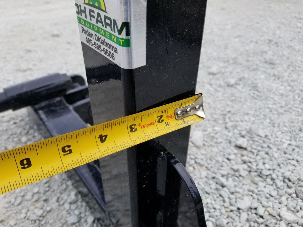 DH 3PT1 Bale Spear_003