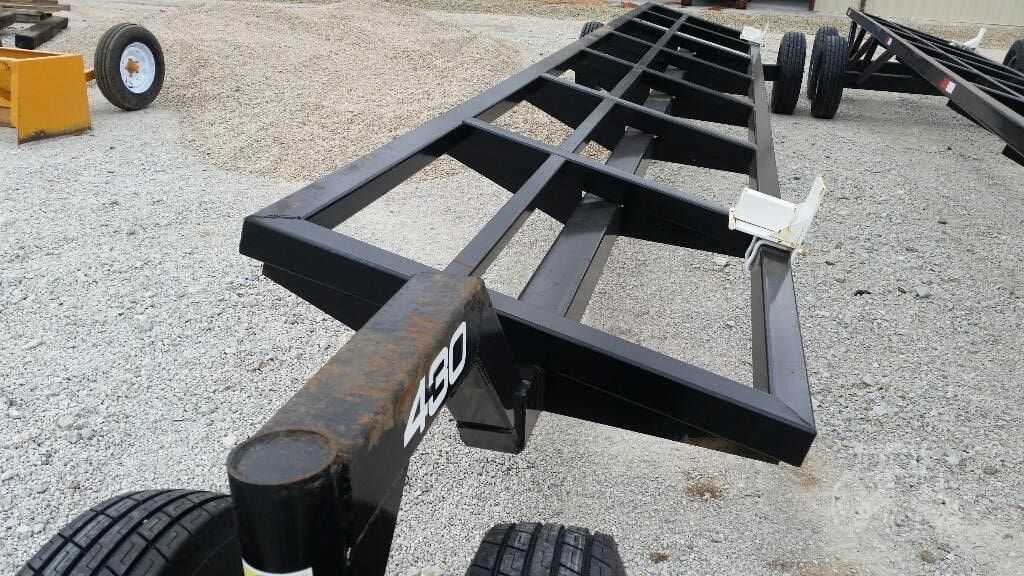 Industrias America 430 Header Hay Bale Trailer_004