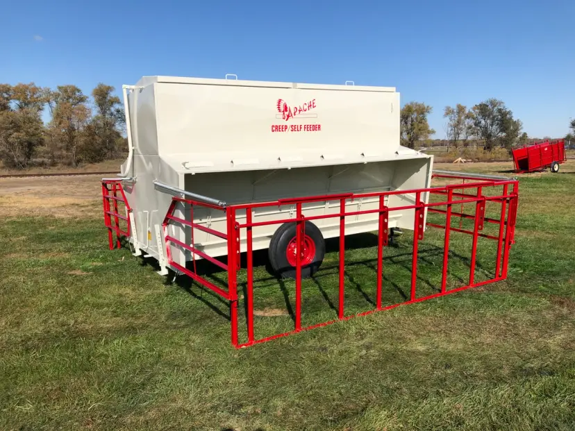 Apache 12 FT 225 Bushel Feeder