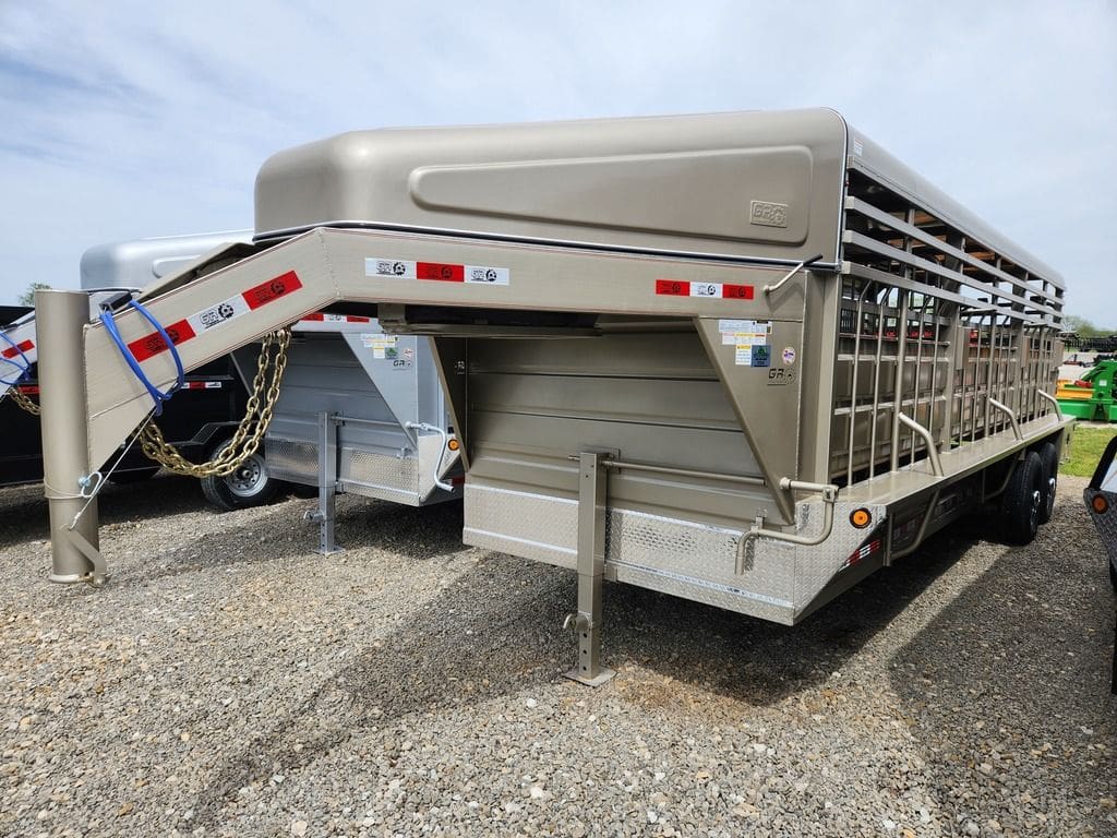 GR 24 FT Stock Trailer – Rubber Floor