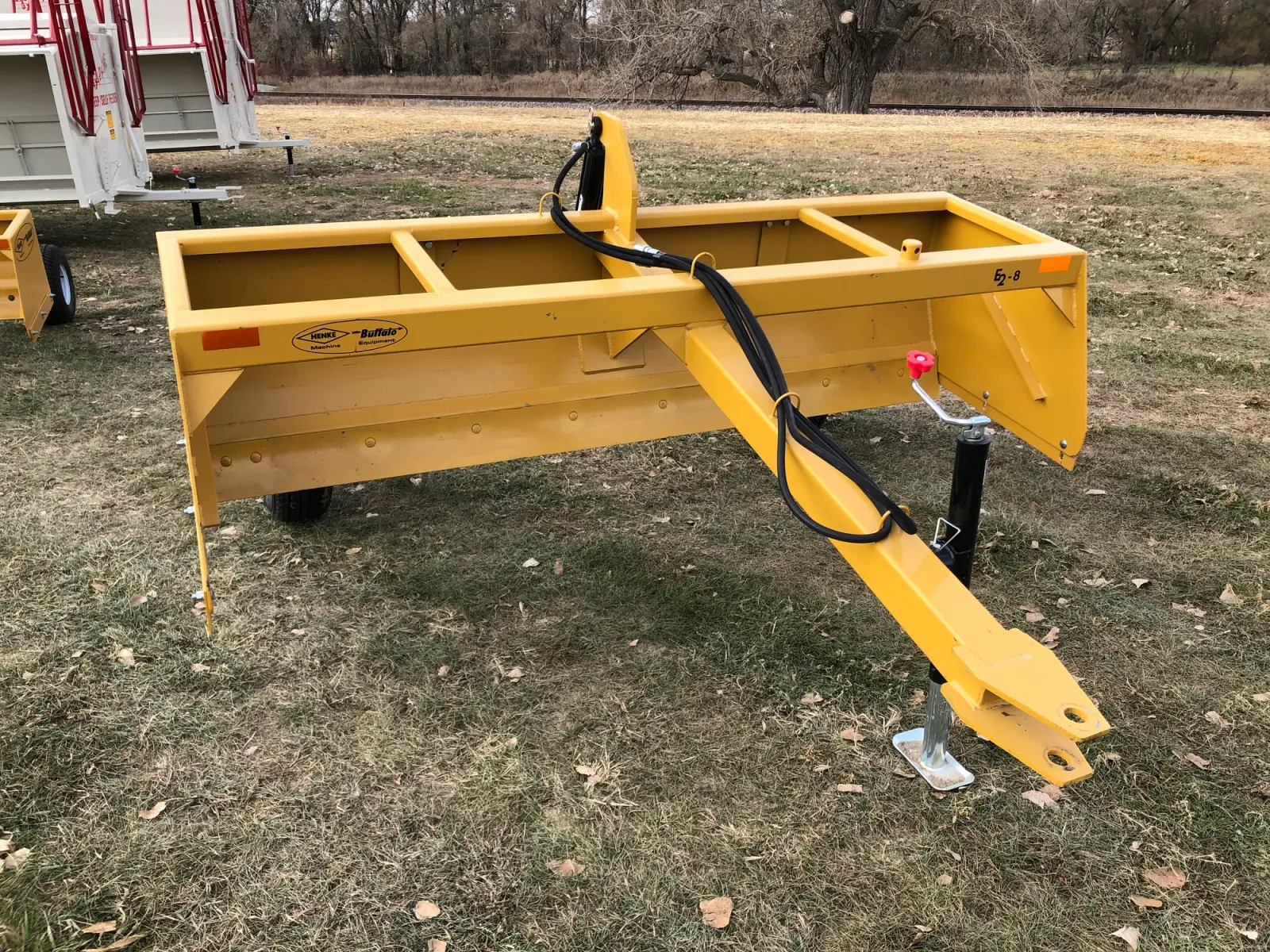 Henke Buffalo 8 FT Estate II Scraper
