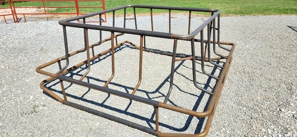 Single Bale Pipe Hay Saver Feeder