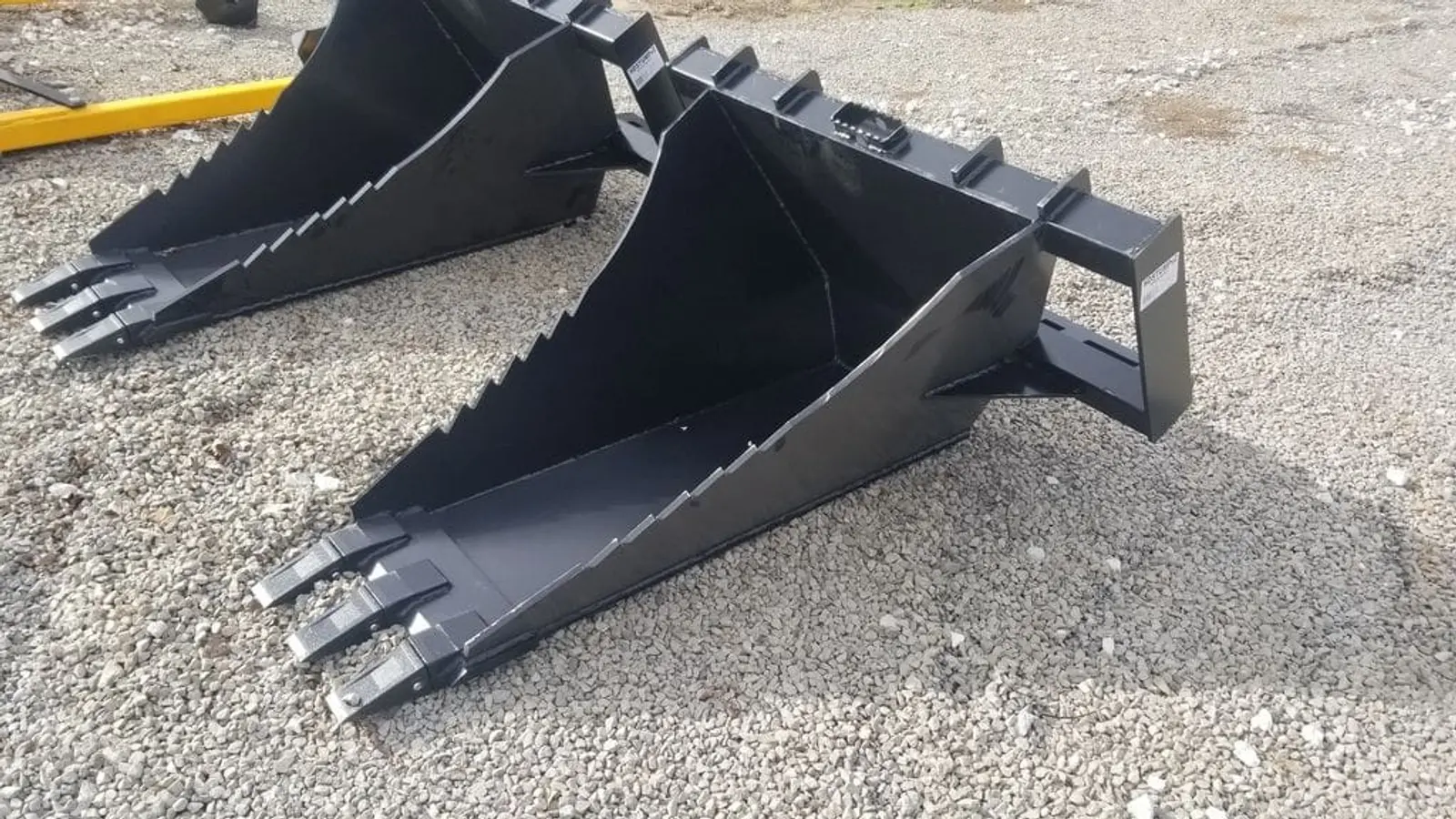 Titan Extreme Heavy-Duty Stump Bucket