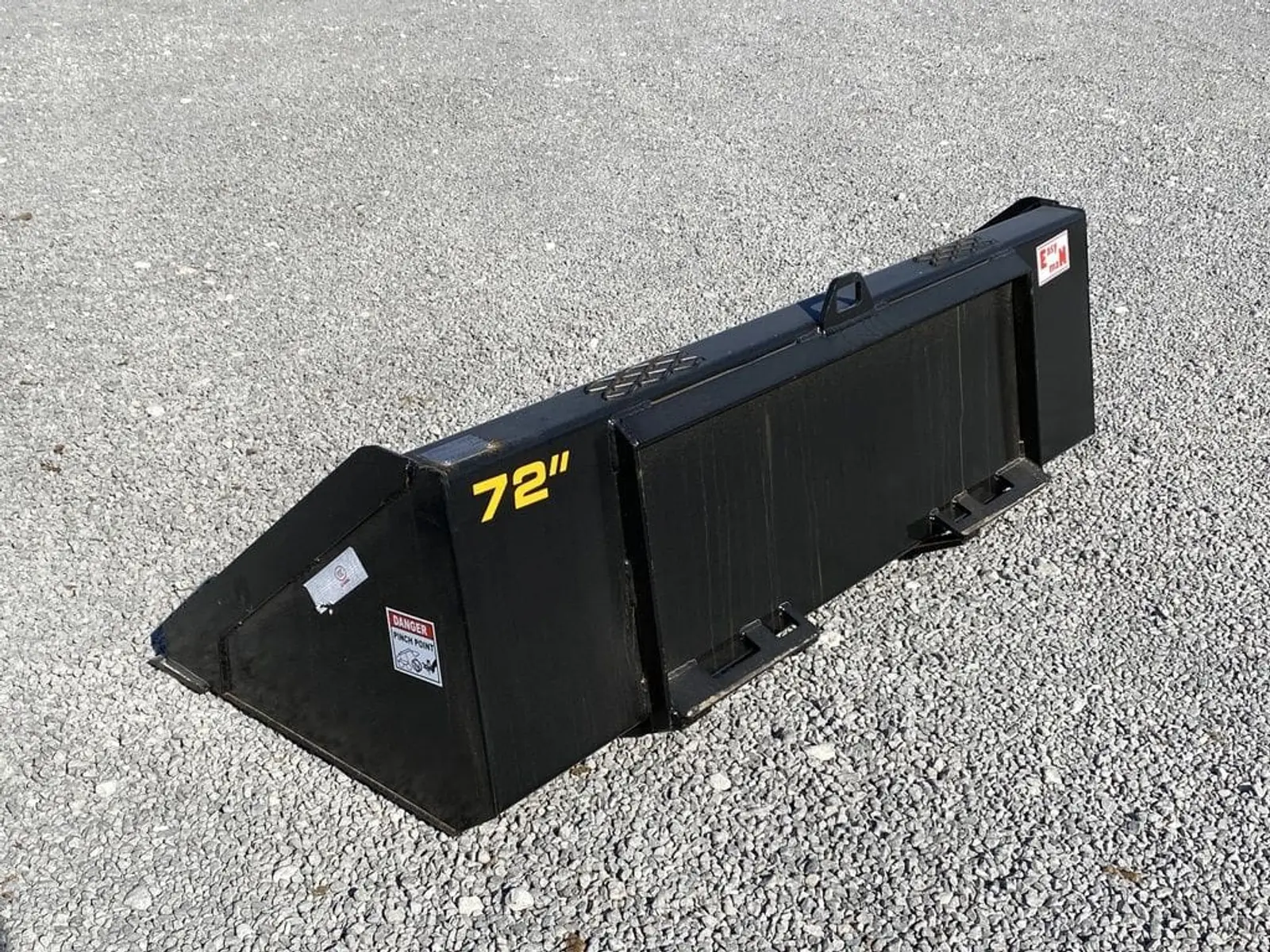 Industrias America 6 FT Skid Steer Bucket