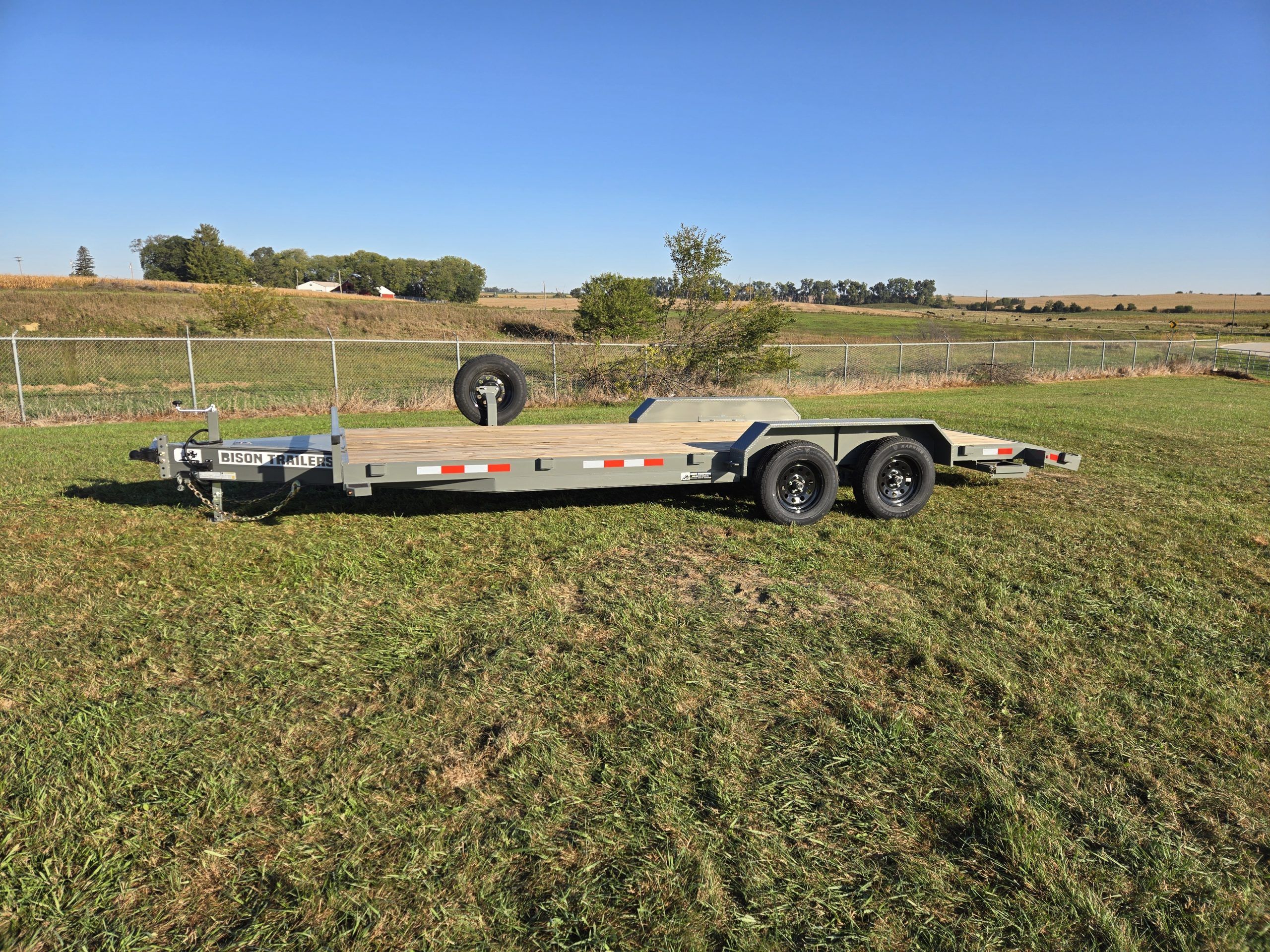 Bison 7K 20 FT Car Hauler
