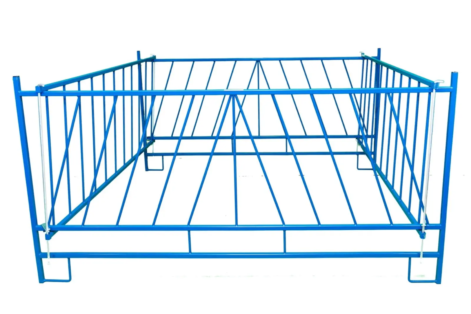 Collapsible Bale Feeders - Vertical Diagonal Manger for Sheep & Goats