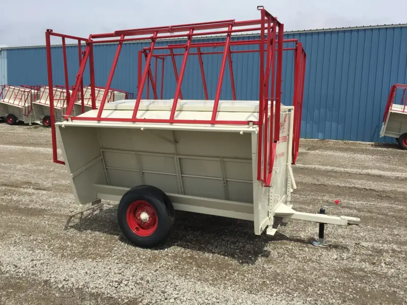 Apache 8 FT 70 Bushel Feeder