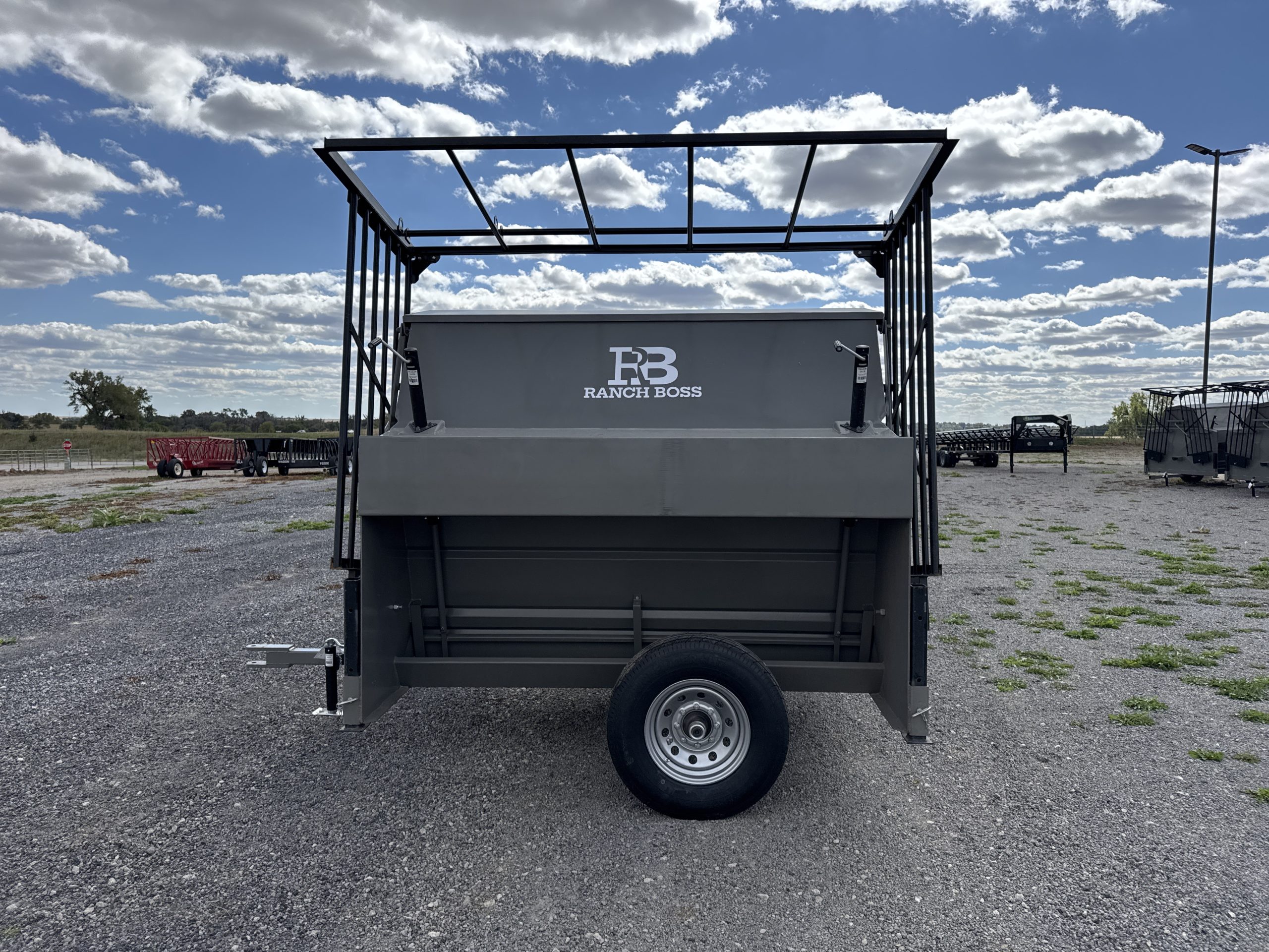 Ranch Boss Portable Creep Feeder w/ Panels & Rain Shield