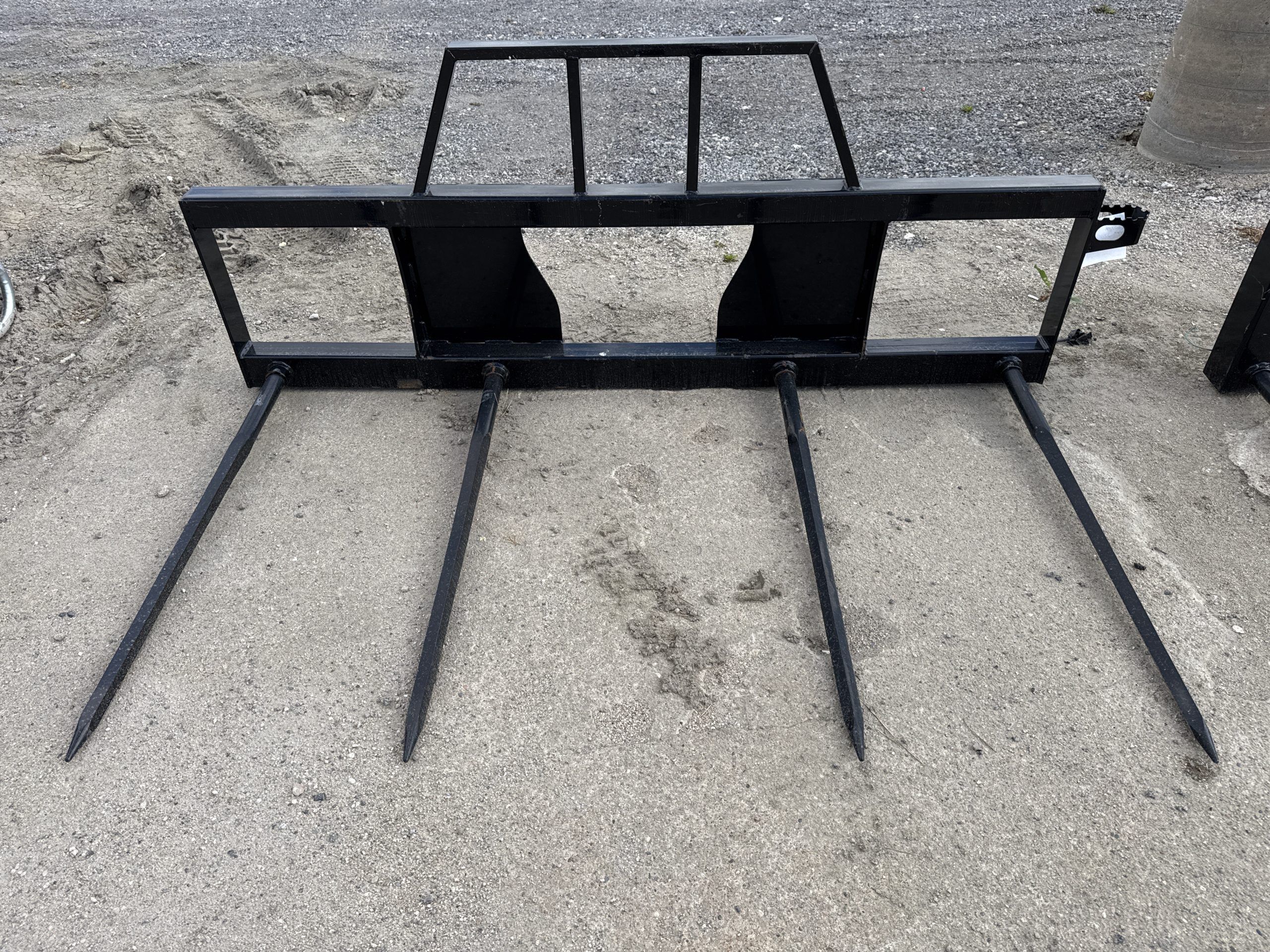 Ranch Boss 4 Spear Bale Spear Attachment w/ Headache Rack