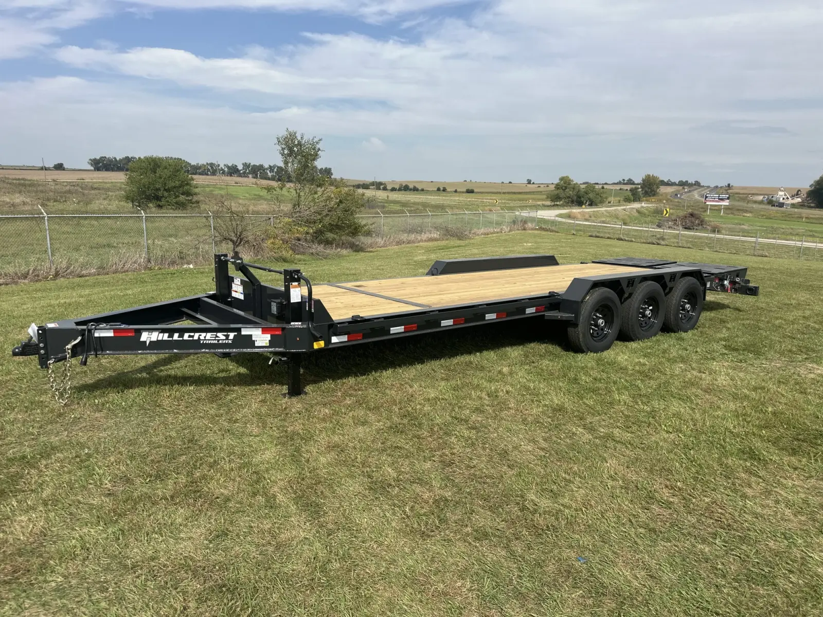 Hillcrest 21K 24 FT I-Beam Equipment Trailer