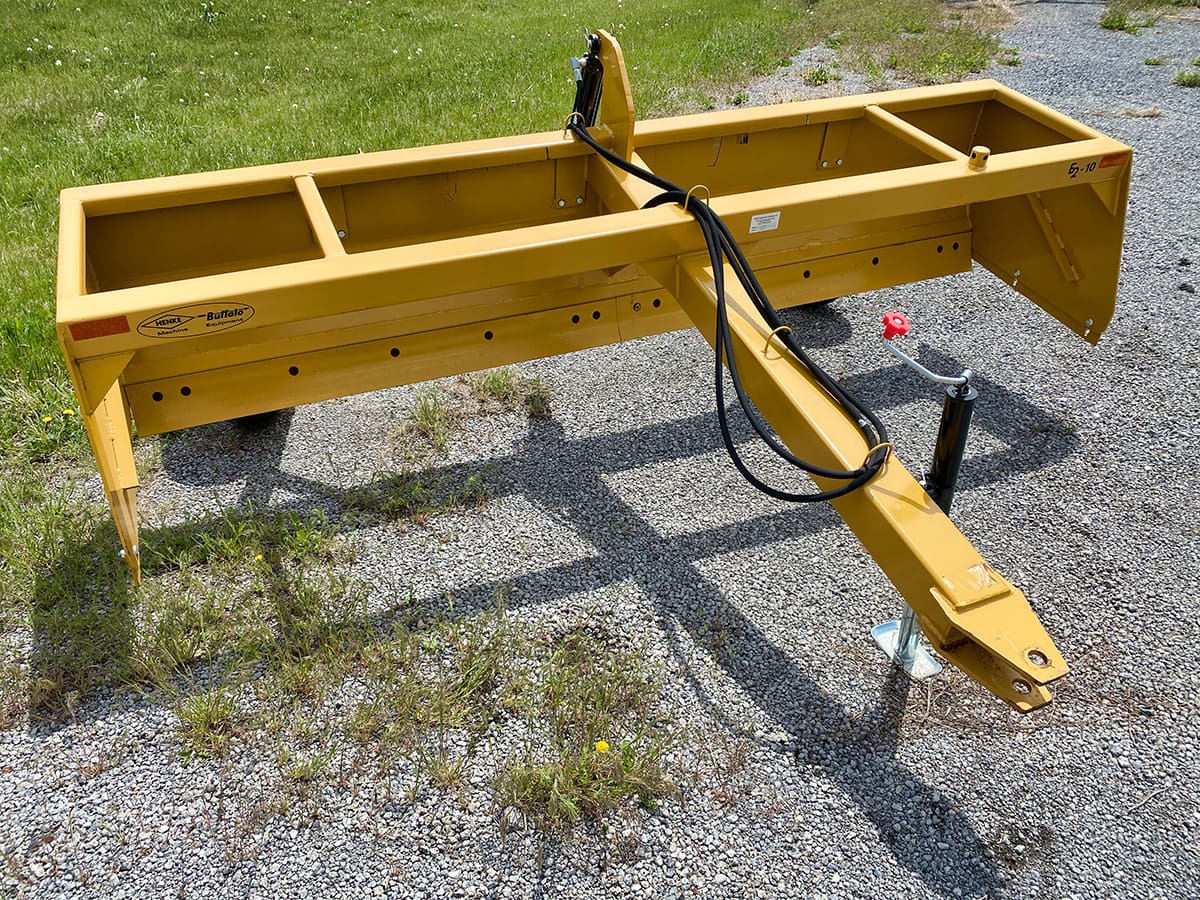 Henke Buffalo 10 FT Estate II Scraper