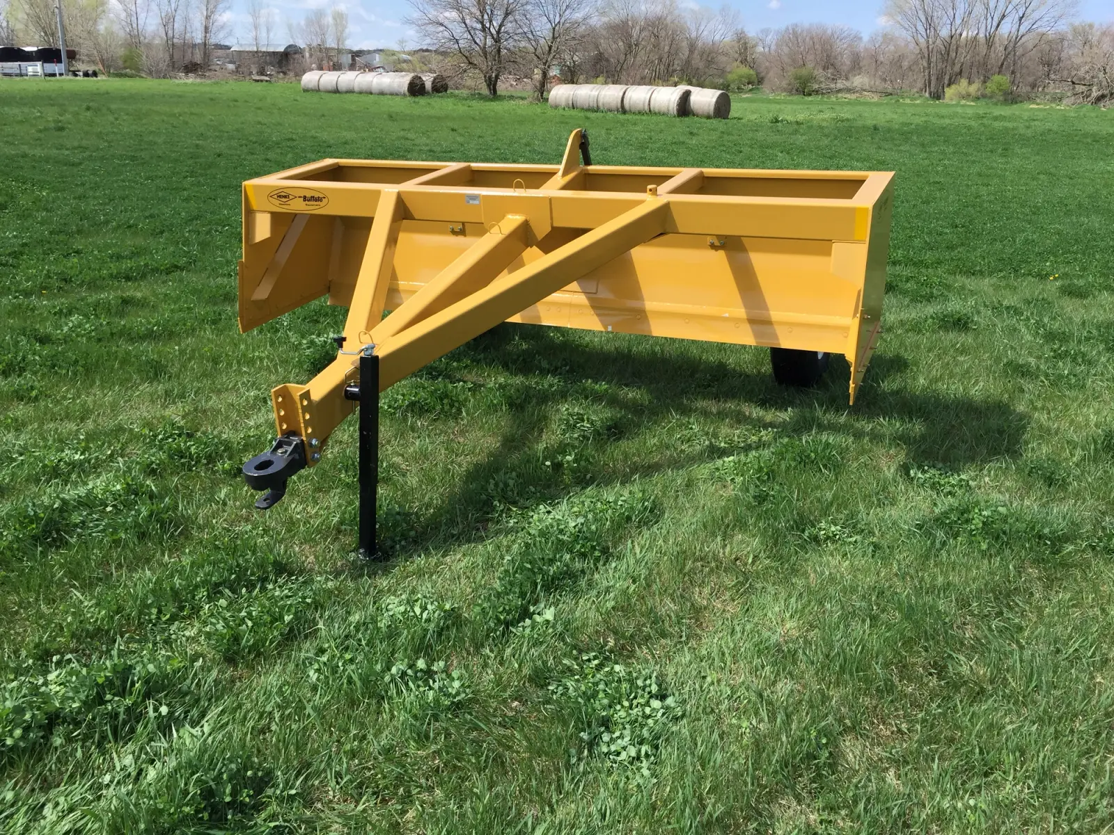Henke Buffalo 12 FT Feedyard Scraper