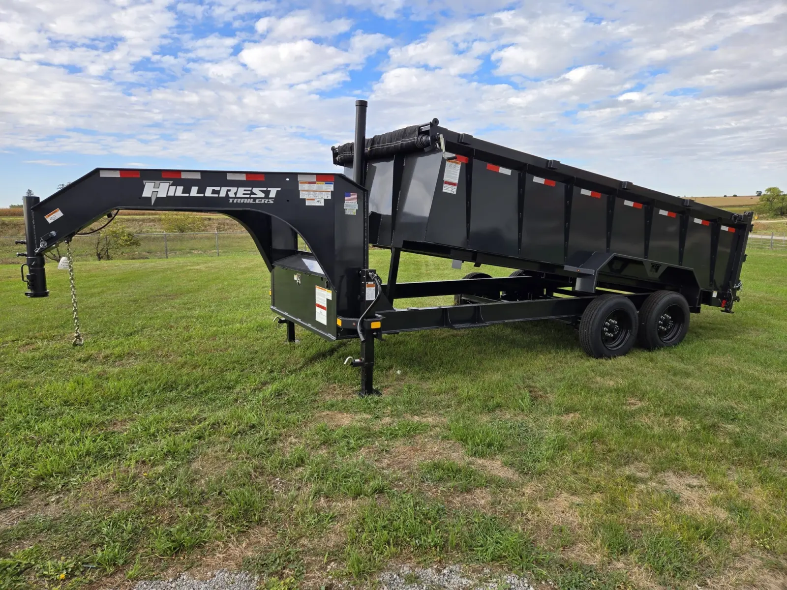 Hillcrest 17.6K 16 FT Gooseneck Dump Trailer