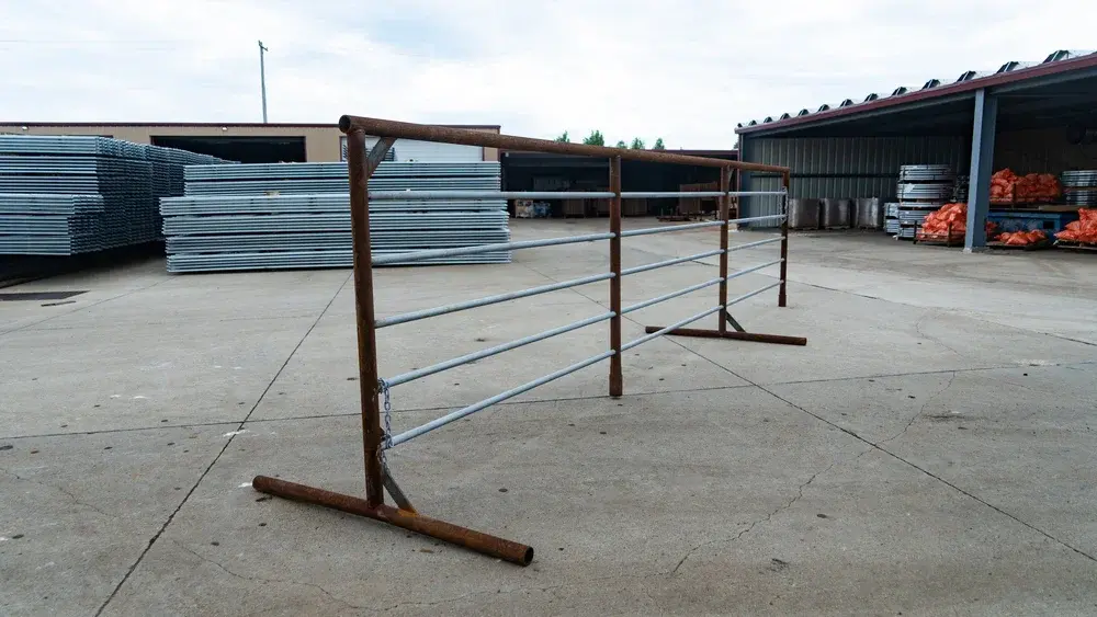 24' Free Standing Panel