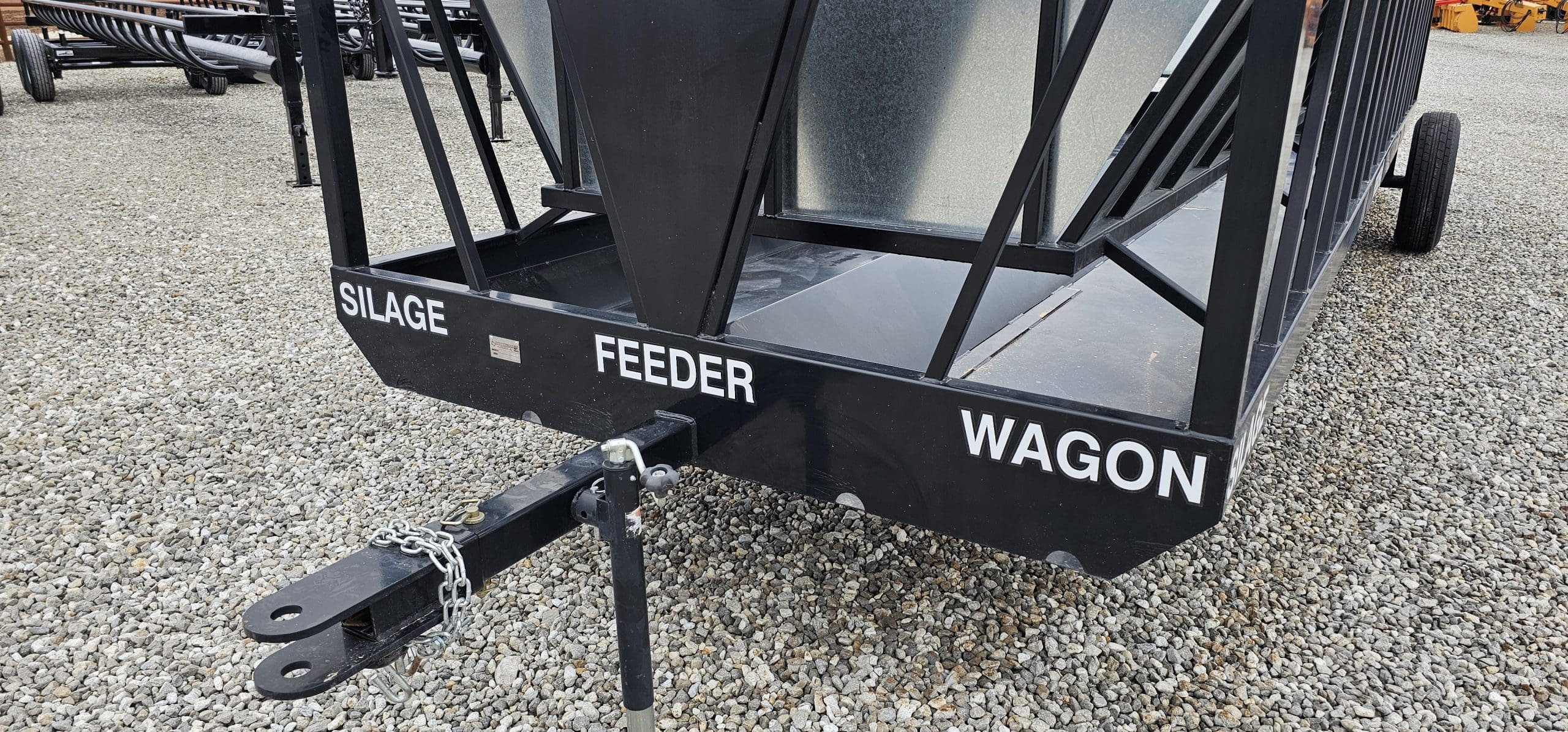 Industrias America 24 FT 94R Silage Wagon (Hitch style w/ Jack)