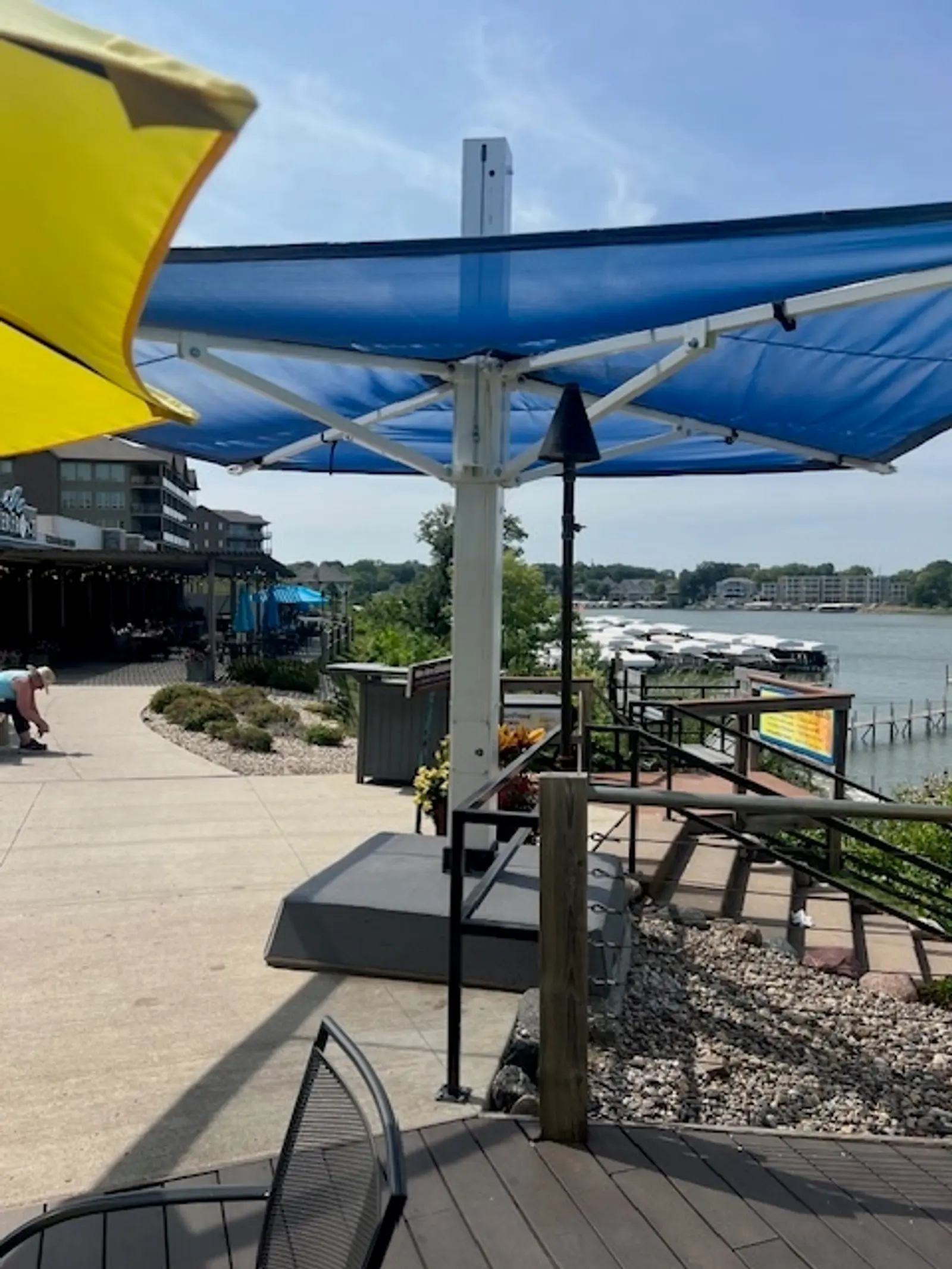 Mohr 17 FT Shade