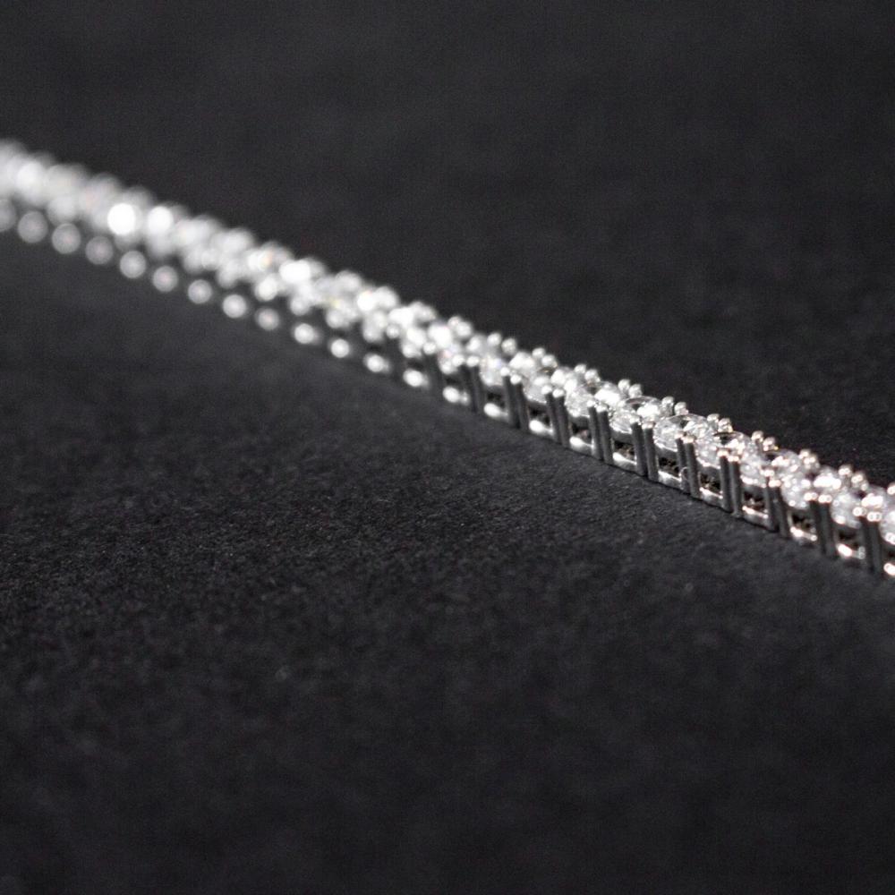 Diamond line necklace