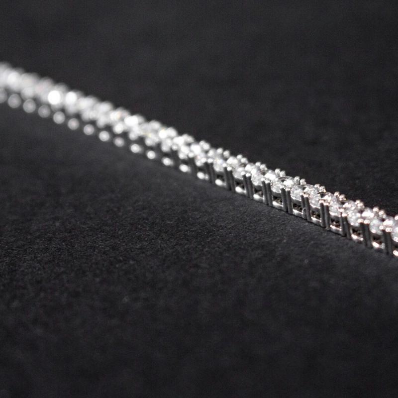 Diamond line necklace
