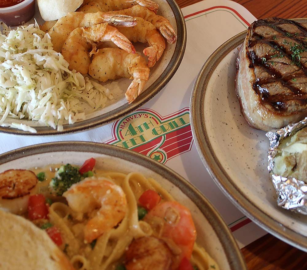 Harvey's 4th Street Grille