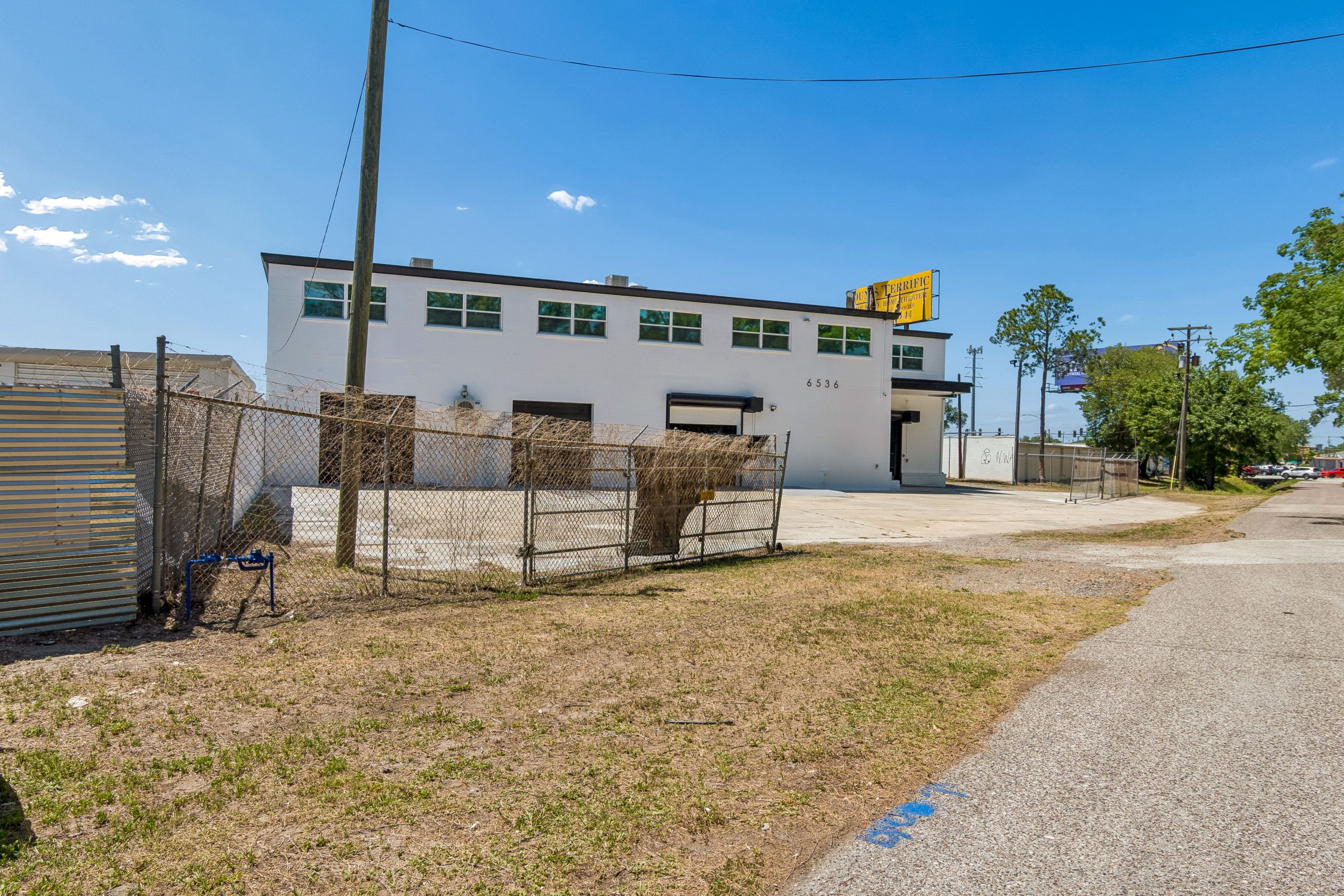 Listing image 1