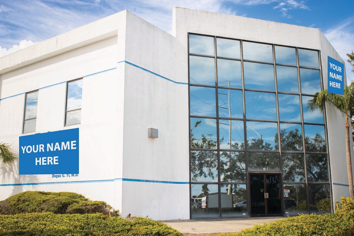 10 Pasadena Exterior