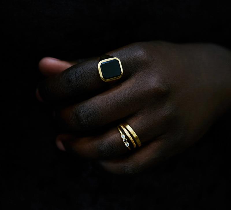Blackbetty — photograph by Cass Collett
