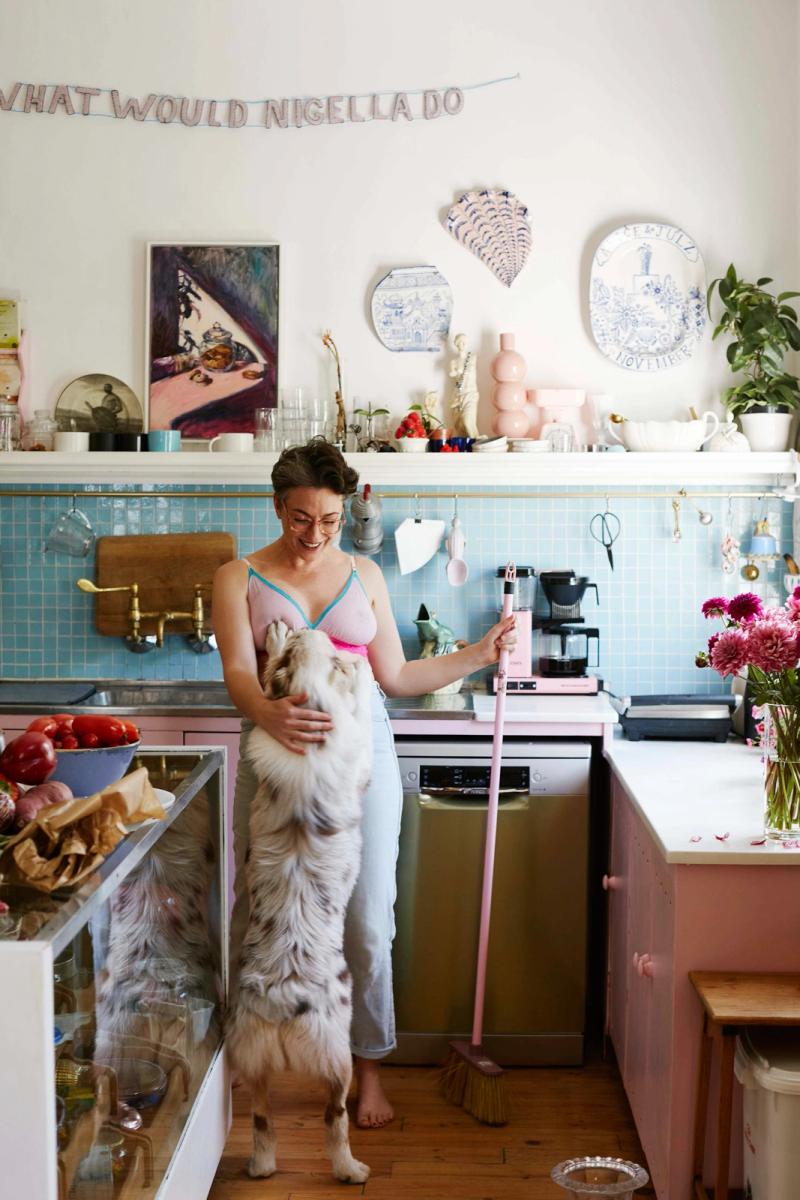 Loving The Look, Babe — photograph by Cass Collett