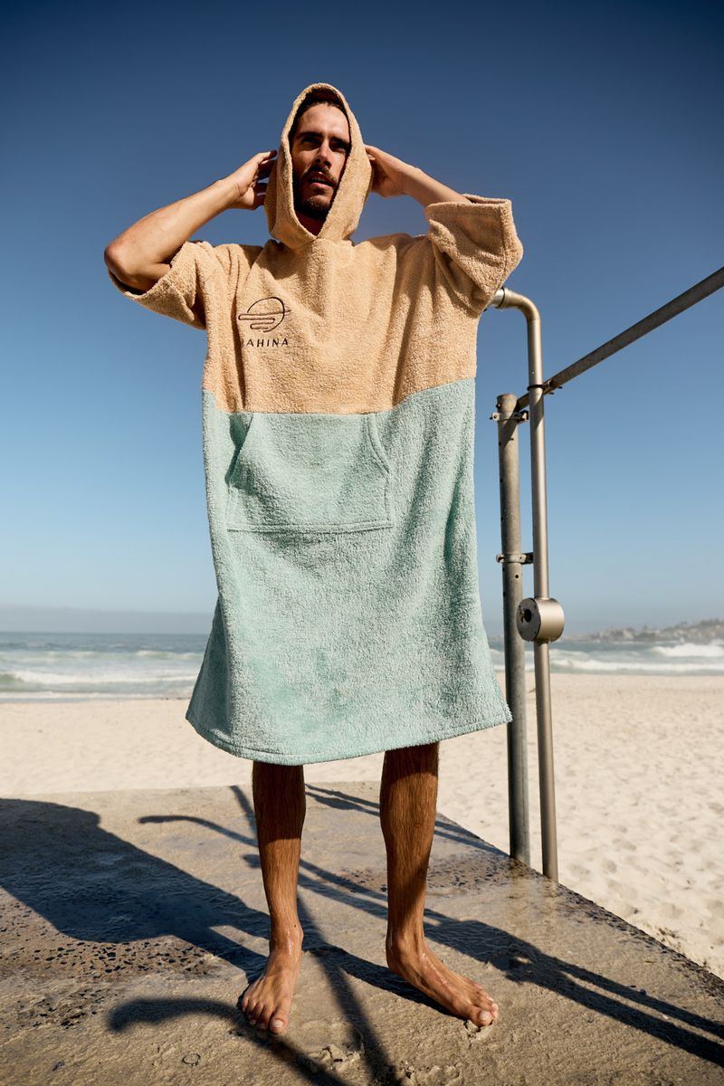 Mahina Towelies — photograph by Cass Collett