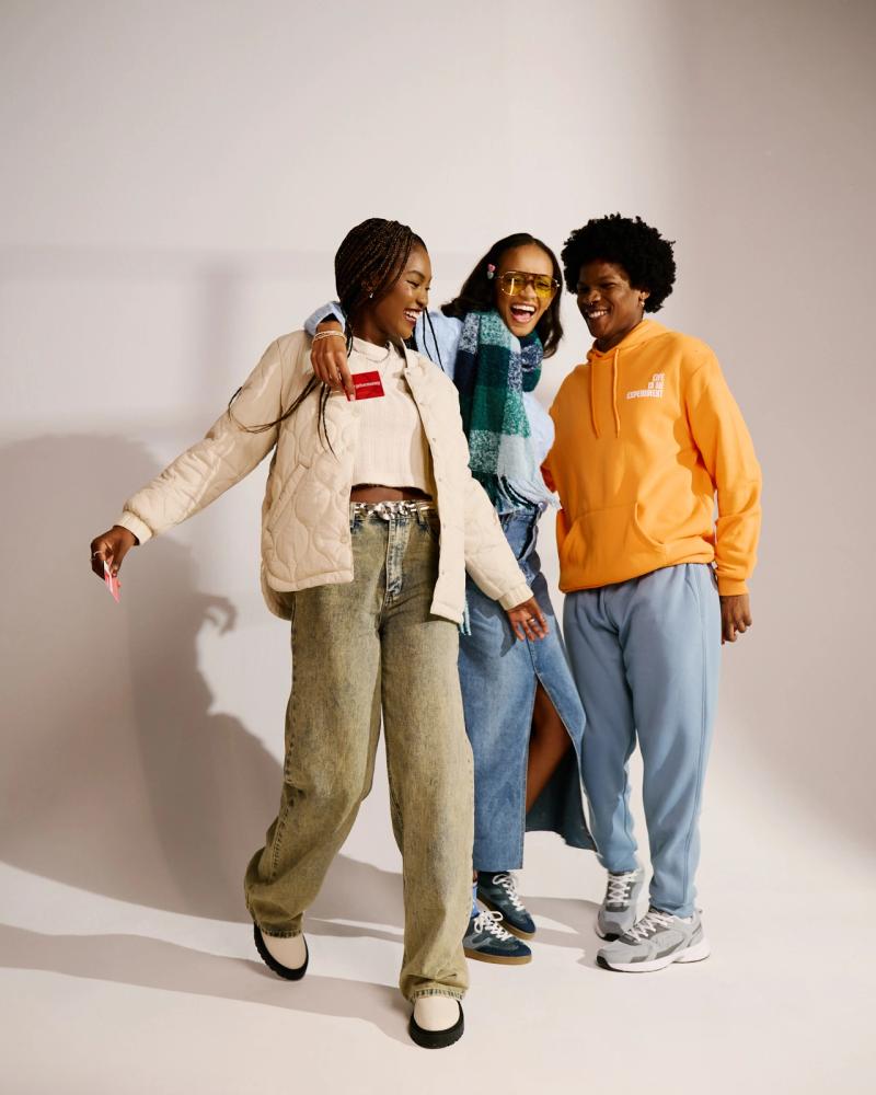 Mr Price Money and Cellular — photograph by Cass Collett