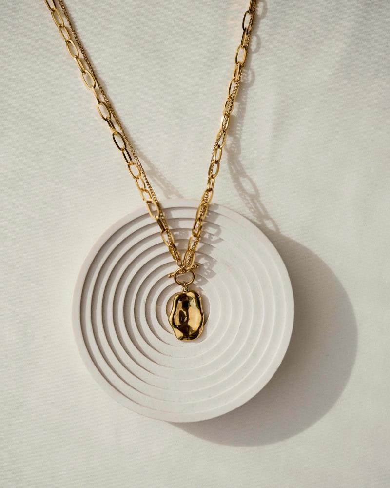 Meraki Jewellery — photograph by Cass Collett