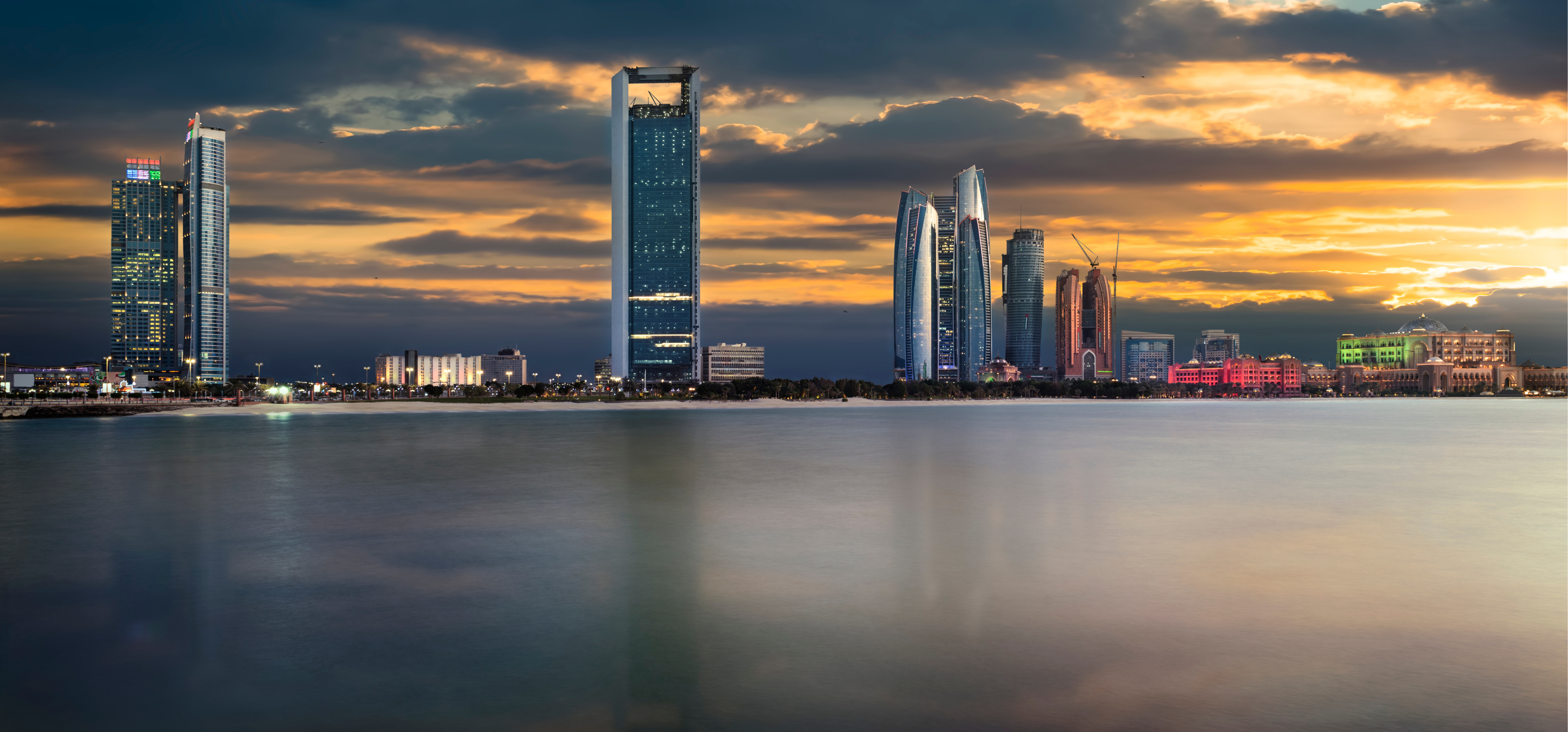 Virtual Reality in Retail: Transforming Customer Engagement in Abu Dhabi ๐๐