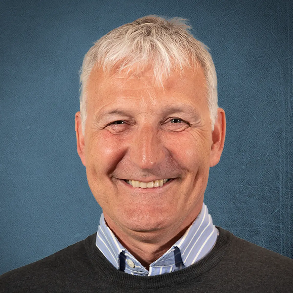 Bildet viser Stig Trulssen, lokal salgsleder på Finnsnes