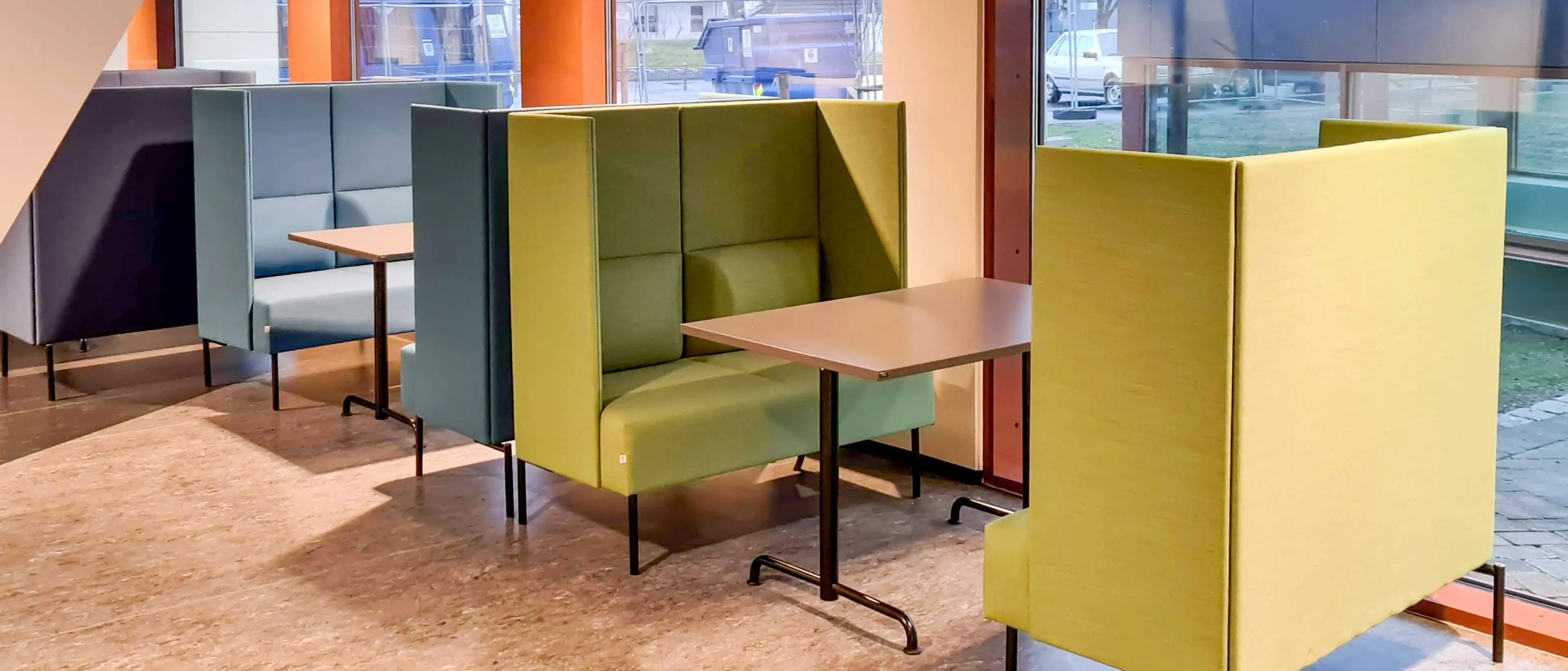 Møbler fra Norengros på Aspåsen skole