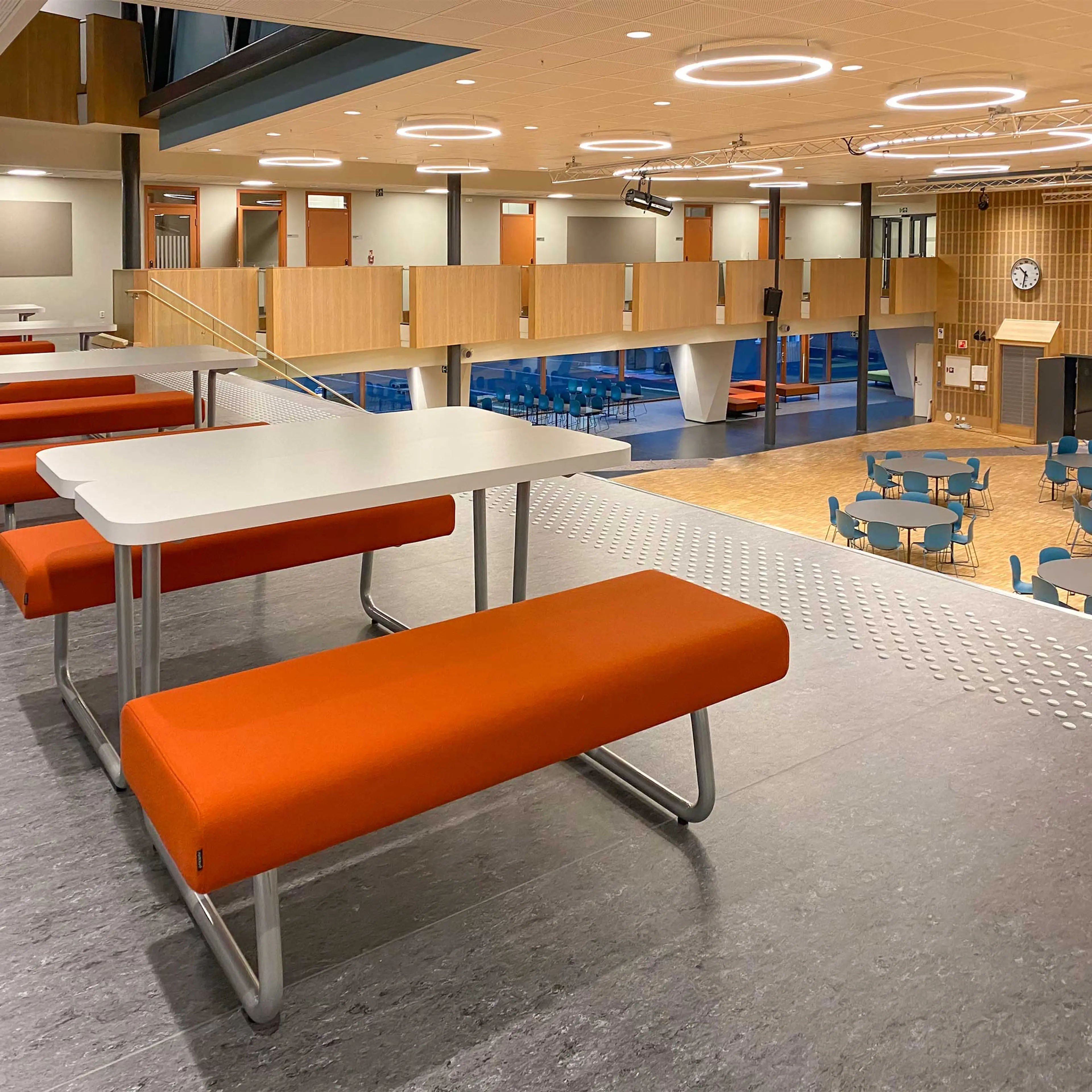 Møbler fra Norengros på Aspåsen skole