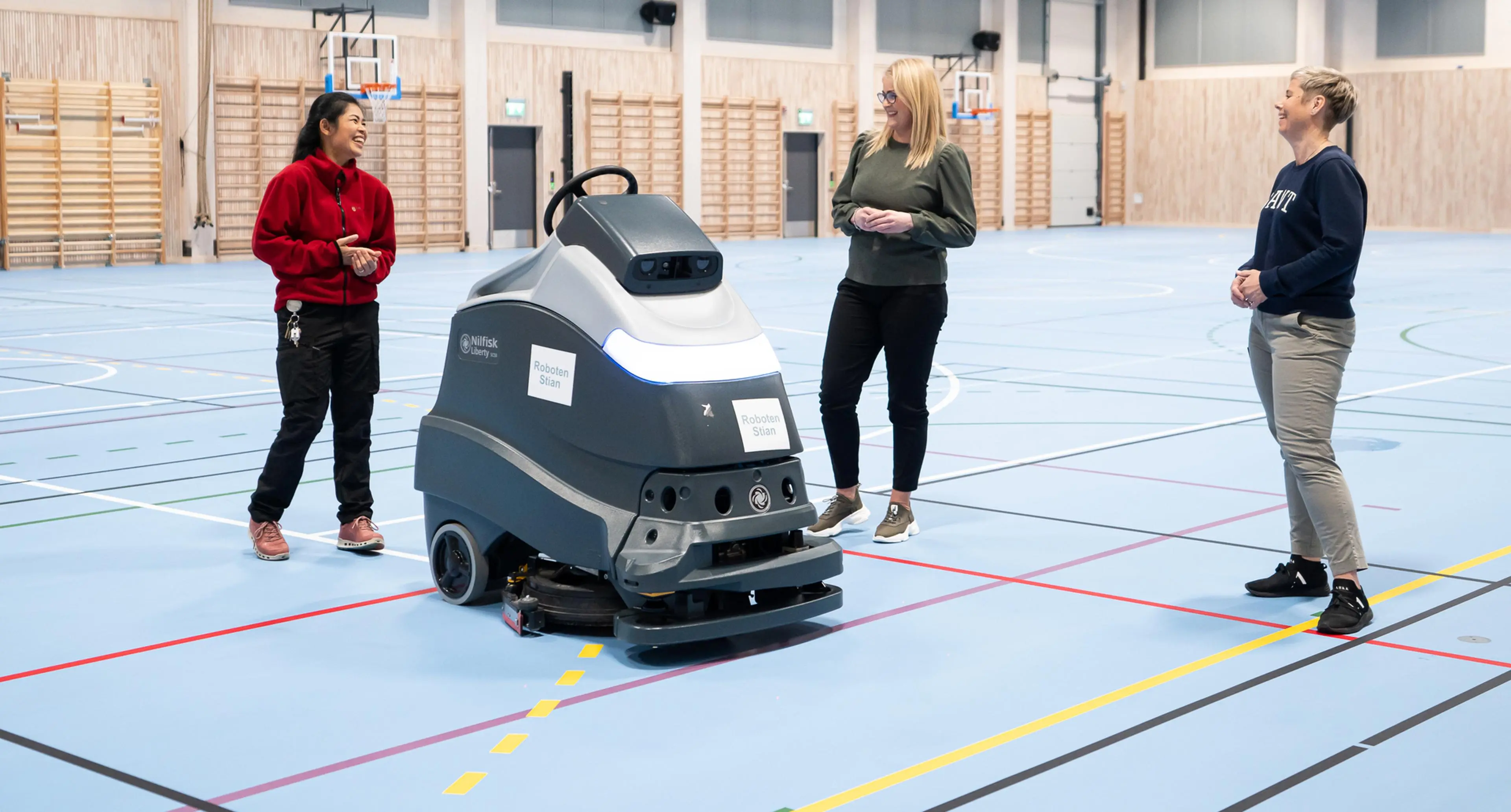 Nilfisk Liberty SC50 rengjør i Skien kommunes seks idrettshaller