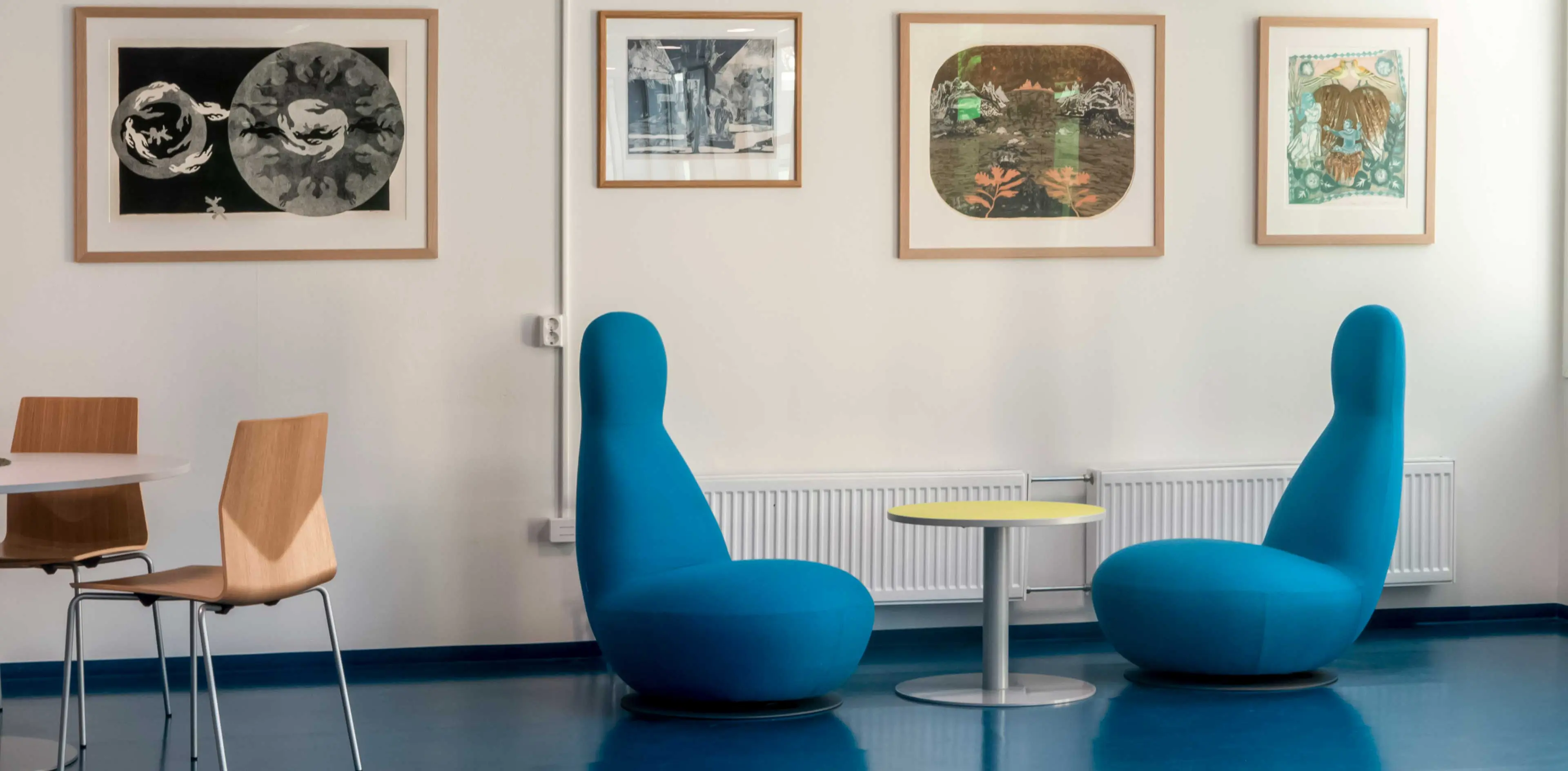 Møbler på Vest-Lofoten VGS, levert av Norengros NB Engrosd