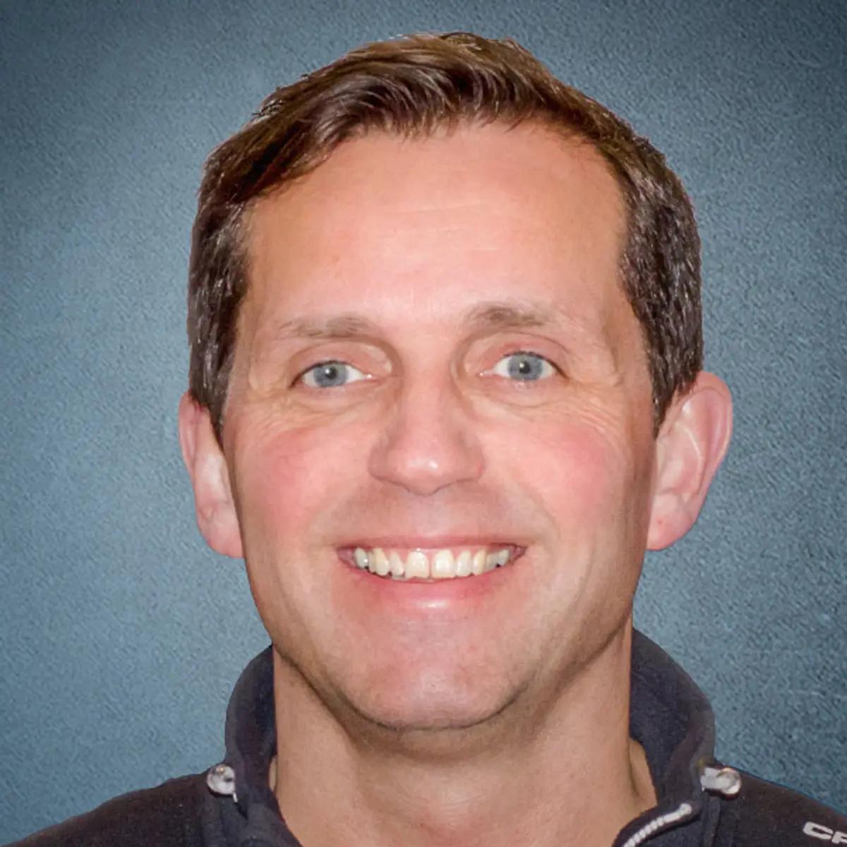 Bildet viser Hans Ragnar Dons-Hansen, lokal salgsleder i Harstad