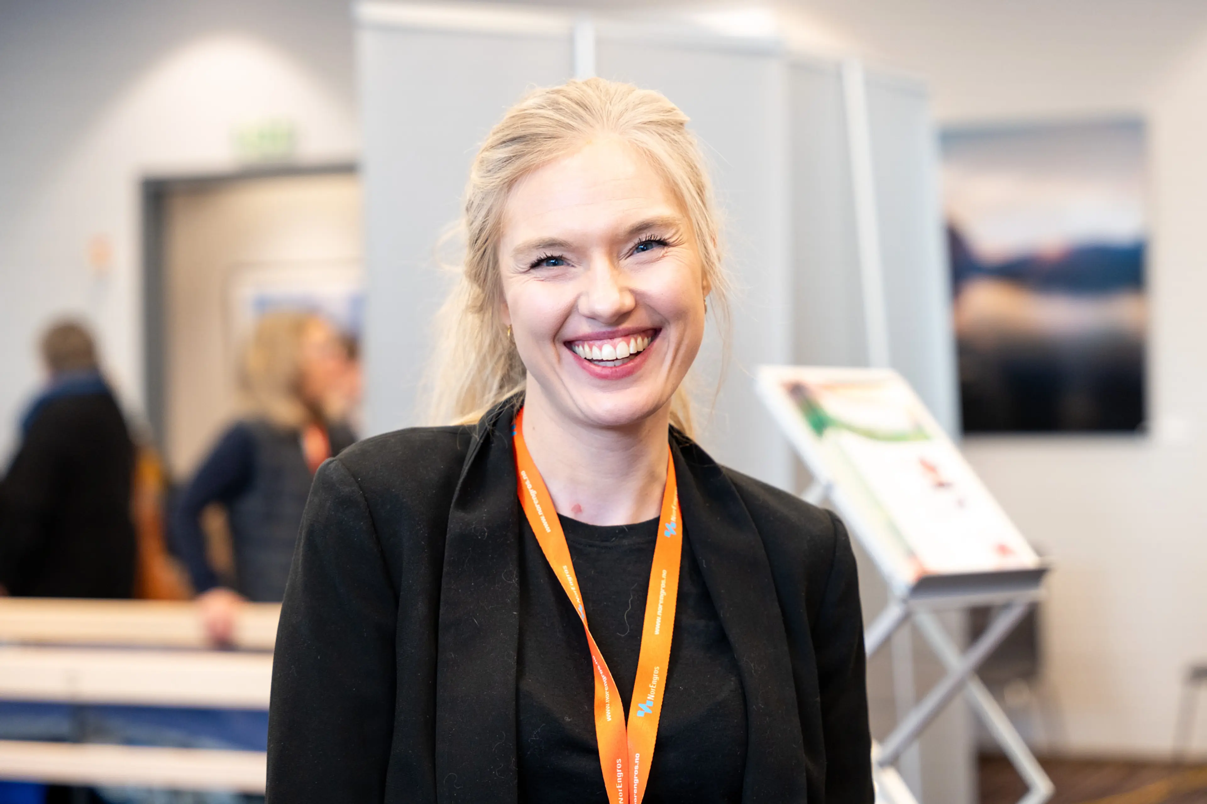 Superblid butikkansatt