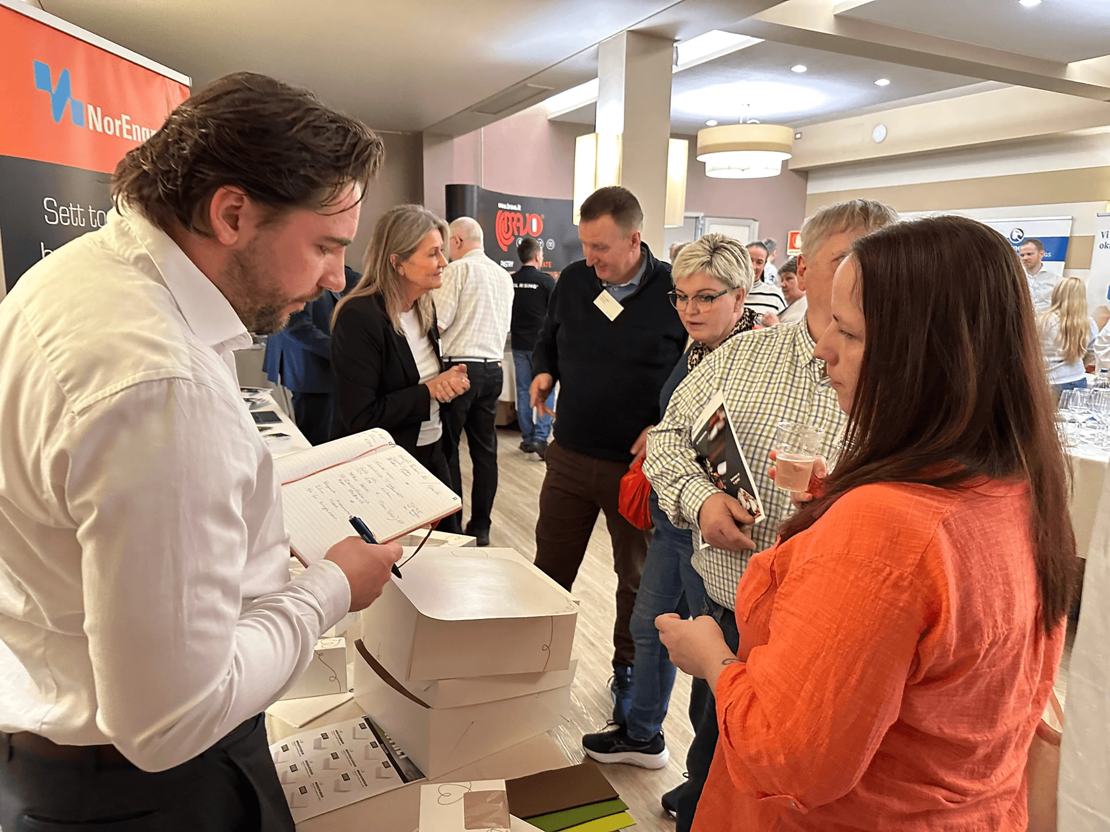 Din Baker - lansering av Stund kakeesker