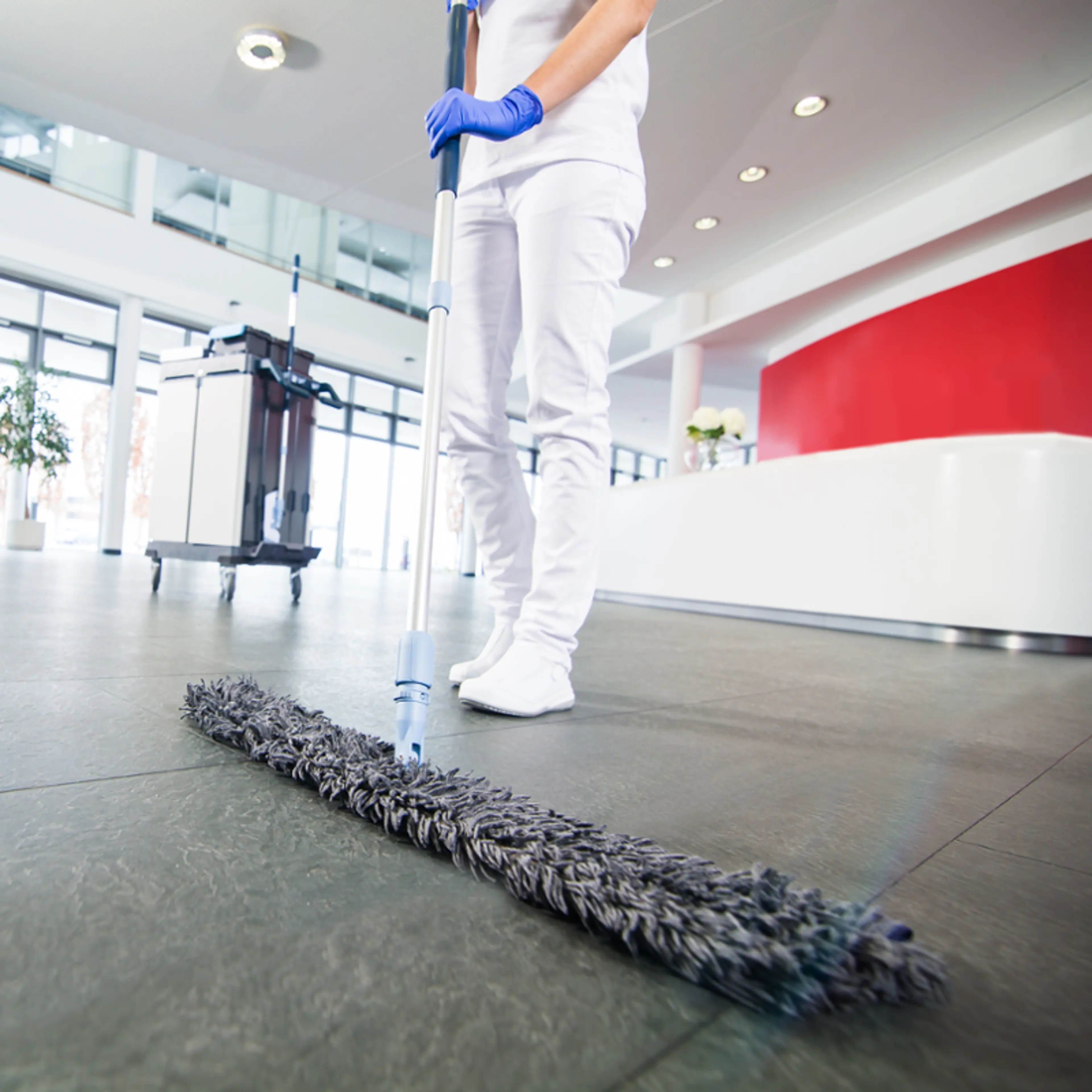 Vask av gulv med Swep Pro mikrofibermopp