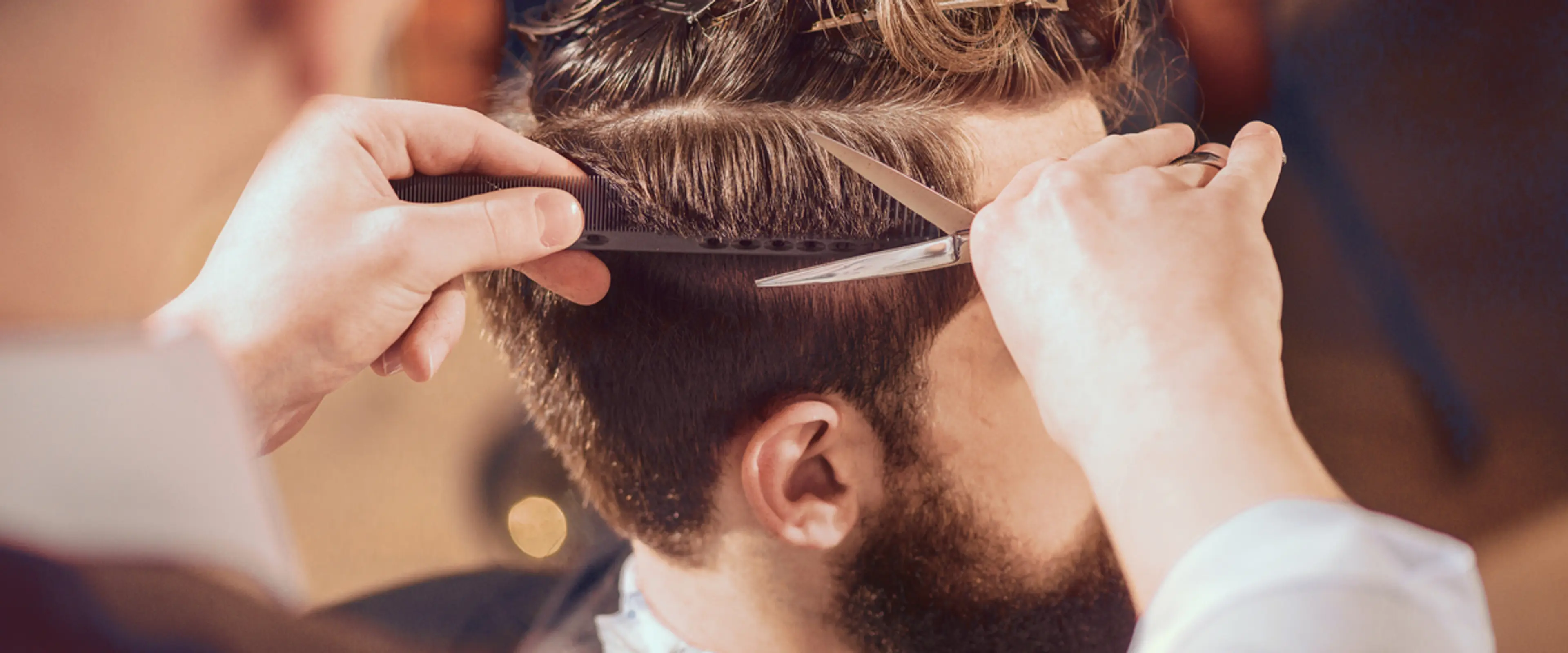 Smittevernveileder for virksomheter med en-til-en-kontakt som frisører, kroppspleie mv. Foto: Shutterstock