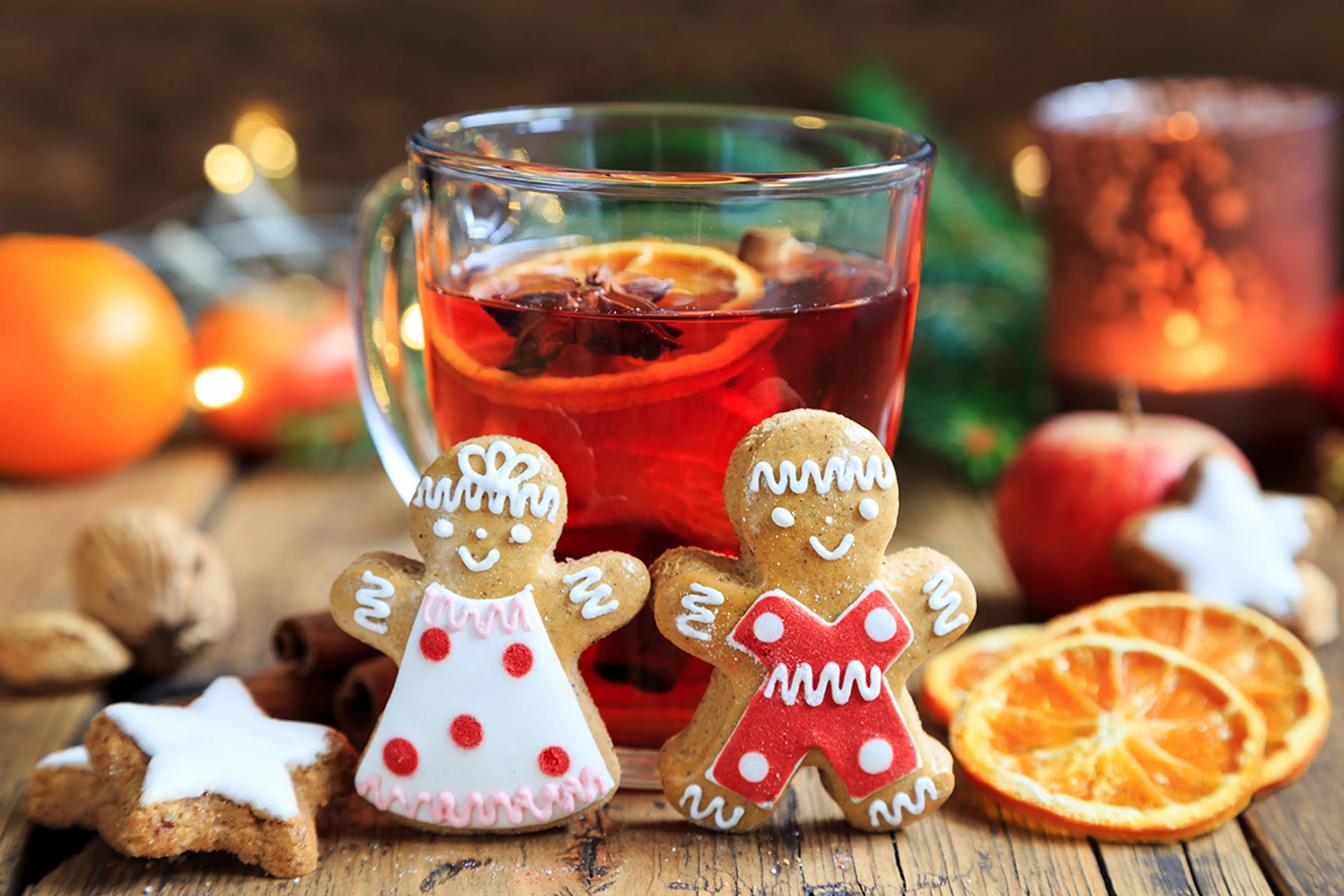 Gløgg og pepperkakefigurer