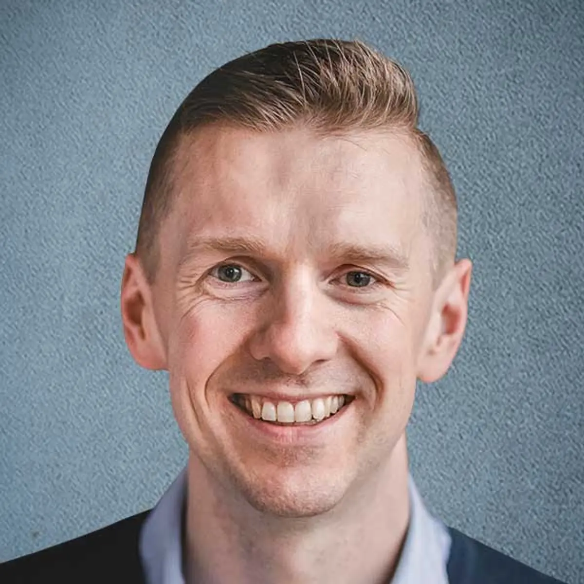 Bildet viser Kim Sandnes, salgskonsultent i Bodø