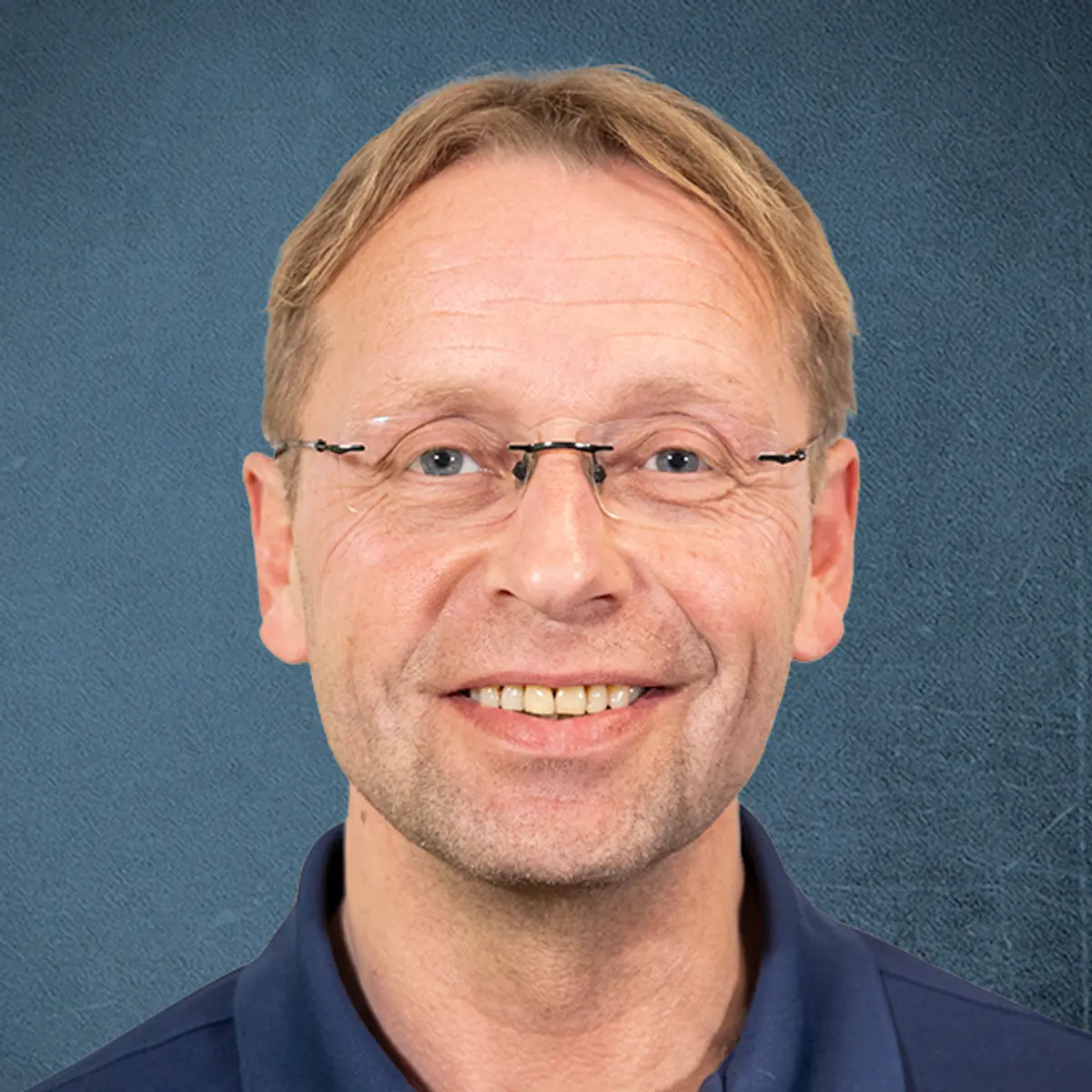 Bildet viser Raymond Hansen, salgskonsulent på Finnsnes