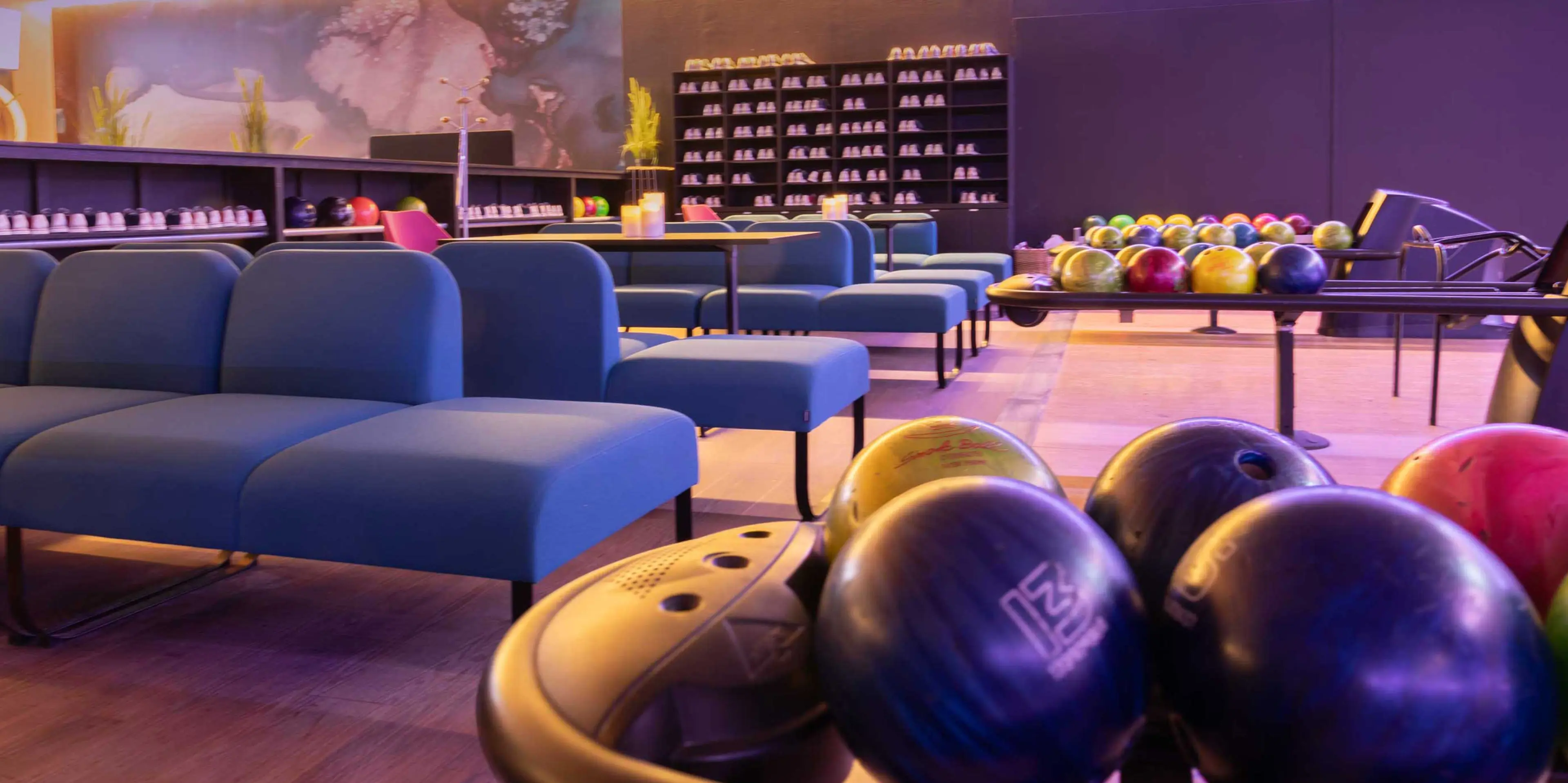 Miljøbilder møbellevering til Narvik Bowling