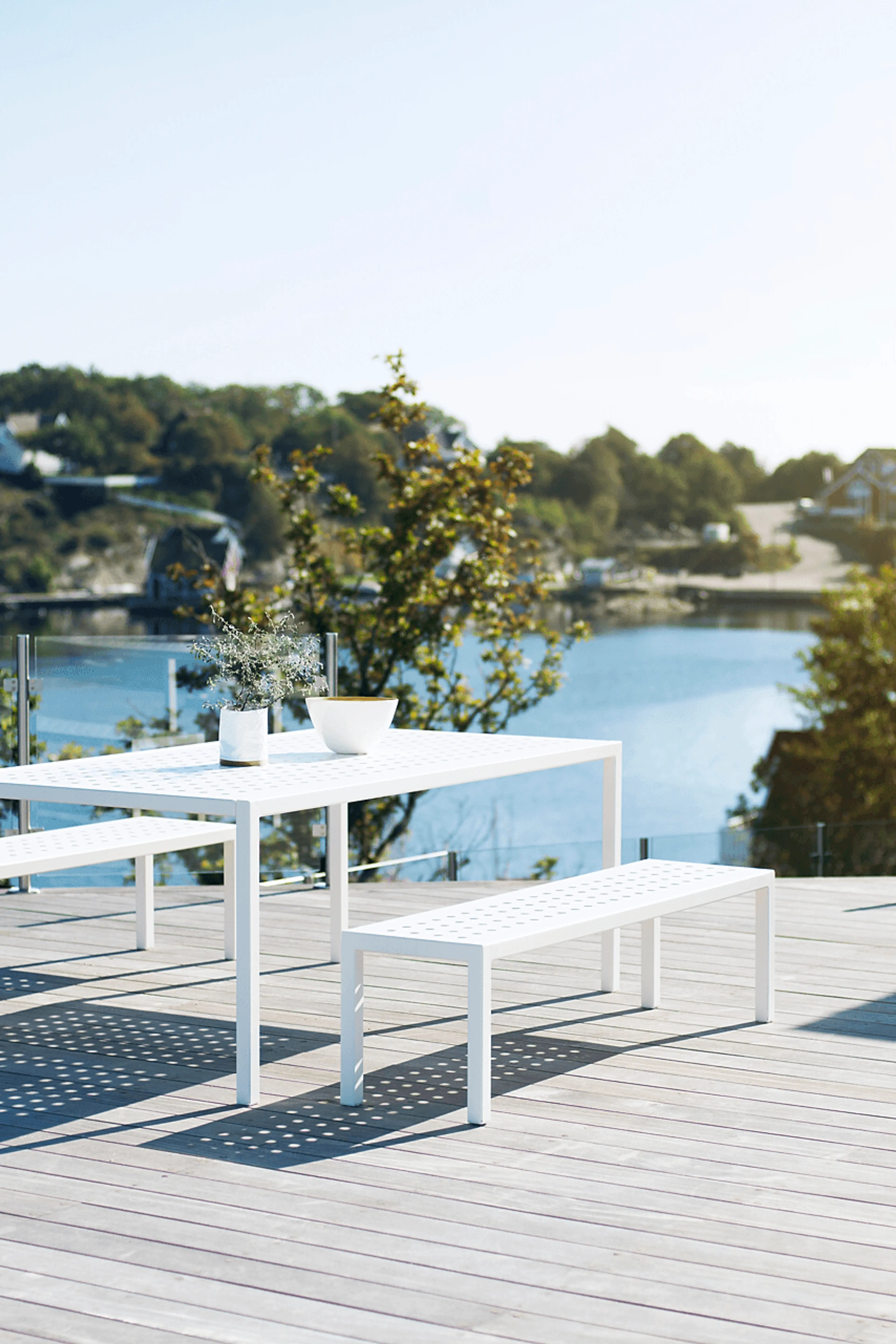 Frame spisebord m benker