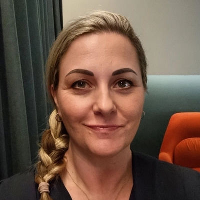 Vera Sandnes, Stokke