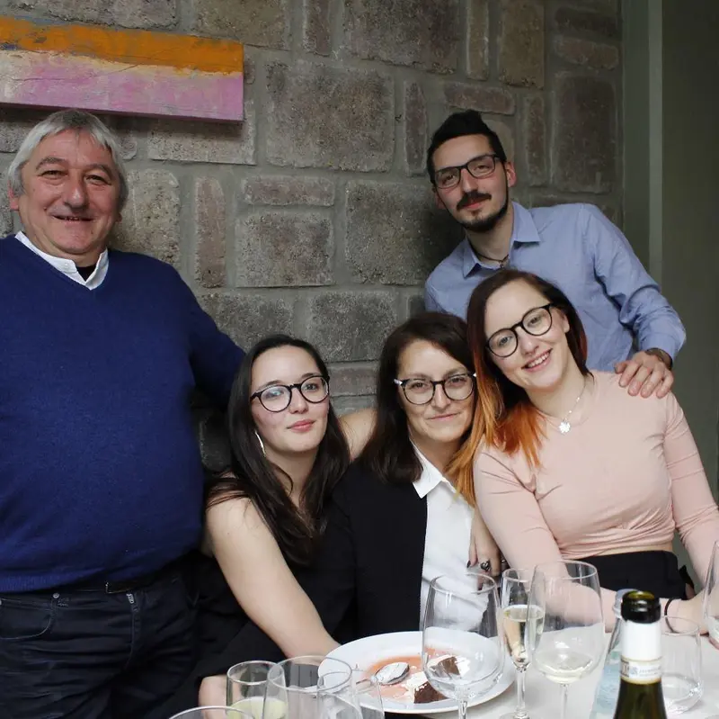 La famiglia Fioravanti — Giuseppe, Debora, Mirco, Fabiana e Martina